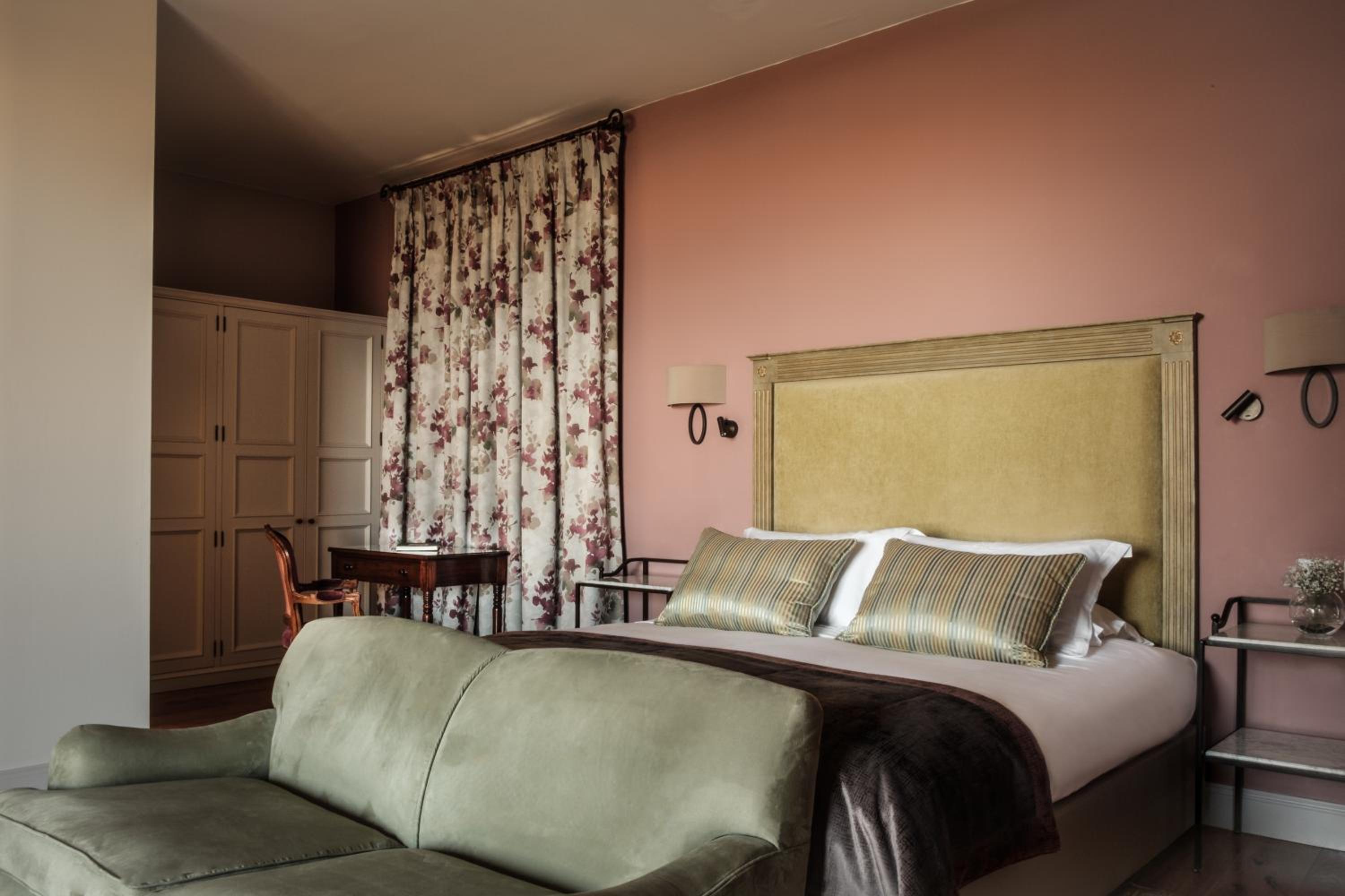 Deluxe Room with View from Porch
