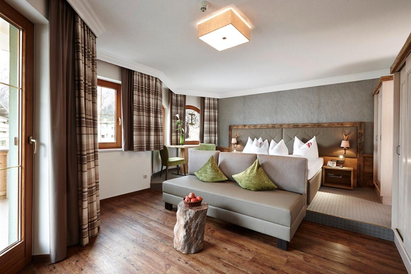 Junior Suite - Photo 1
