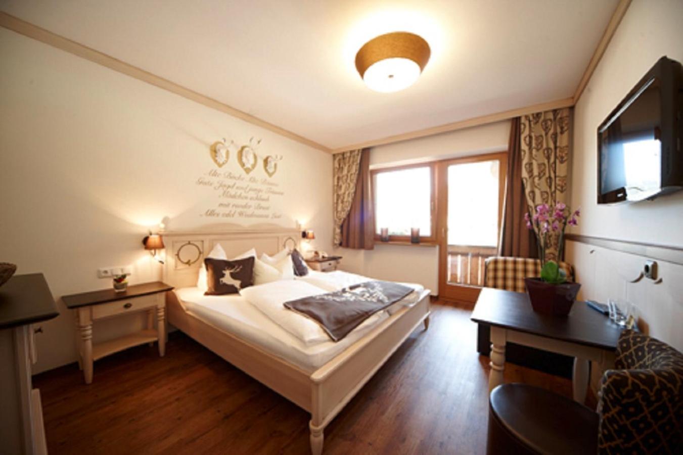 Standard Double Room - Photo 1