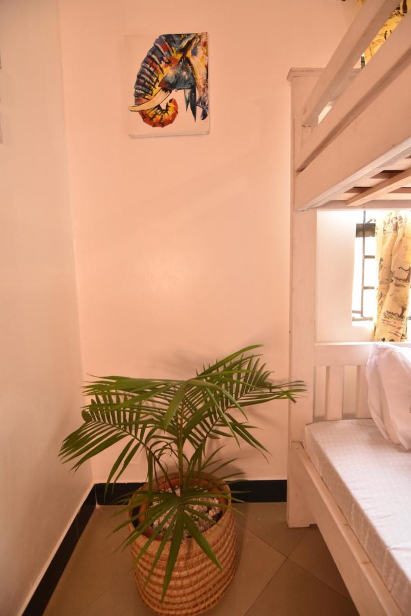 4-Bed Mixed Dormitory Room photo 3
