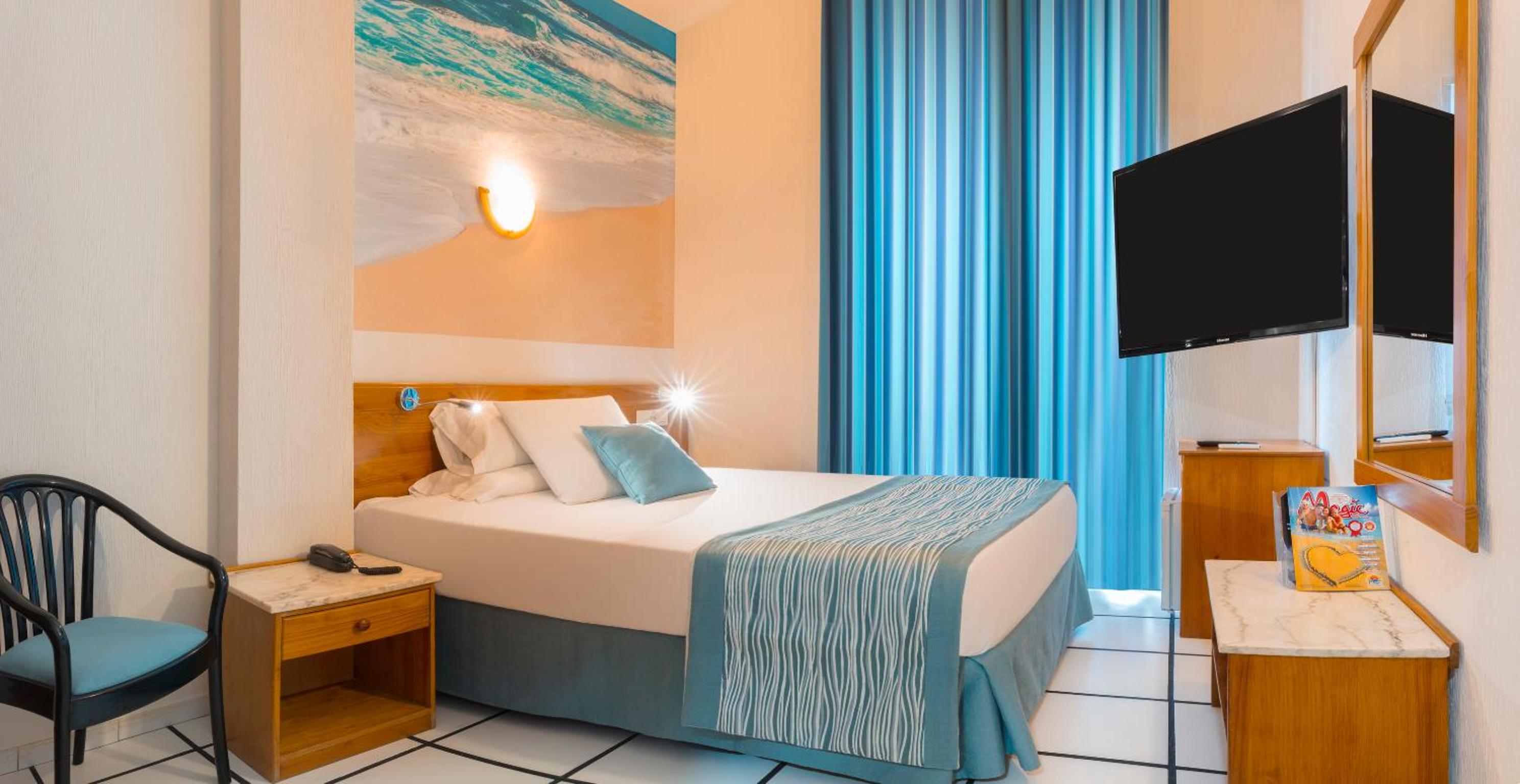 Habitación Doble Pequeña (2 Adultos)