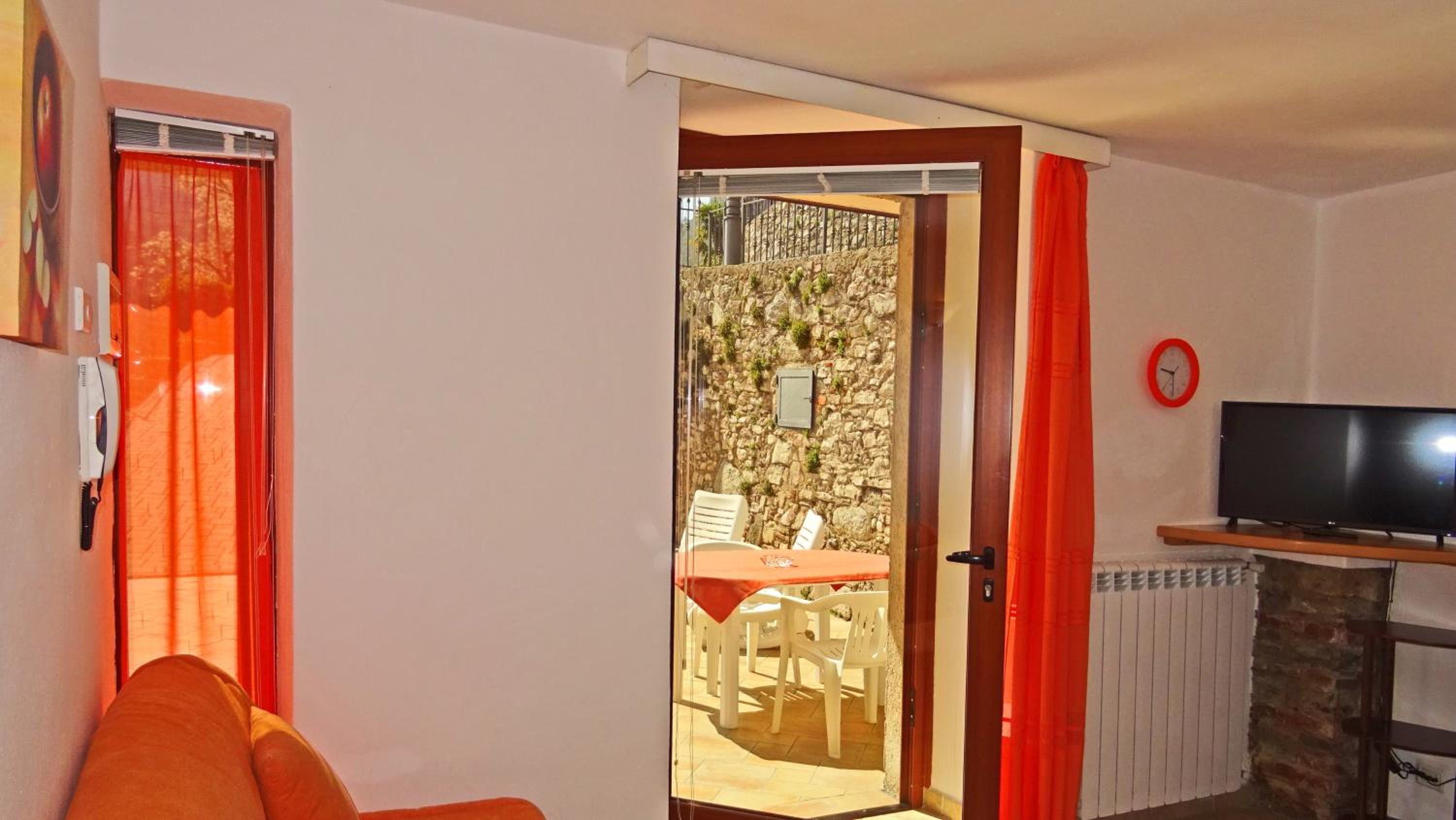 One-Bedroom Apartment with Patio