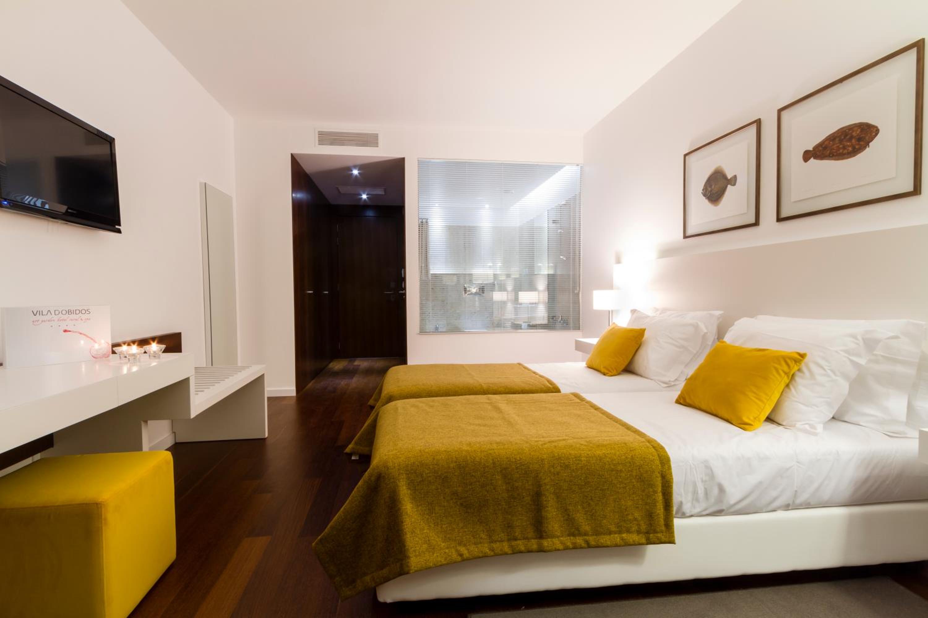 Triple Room with Balcony