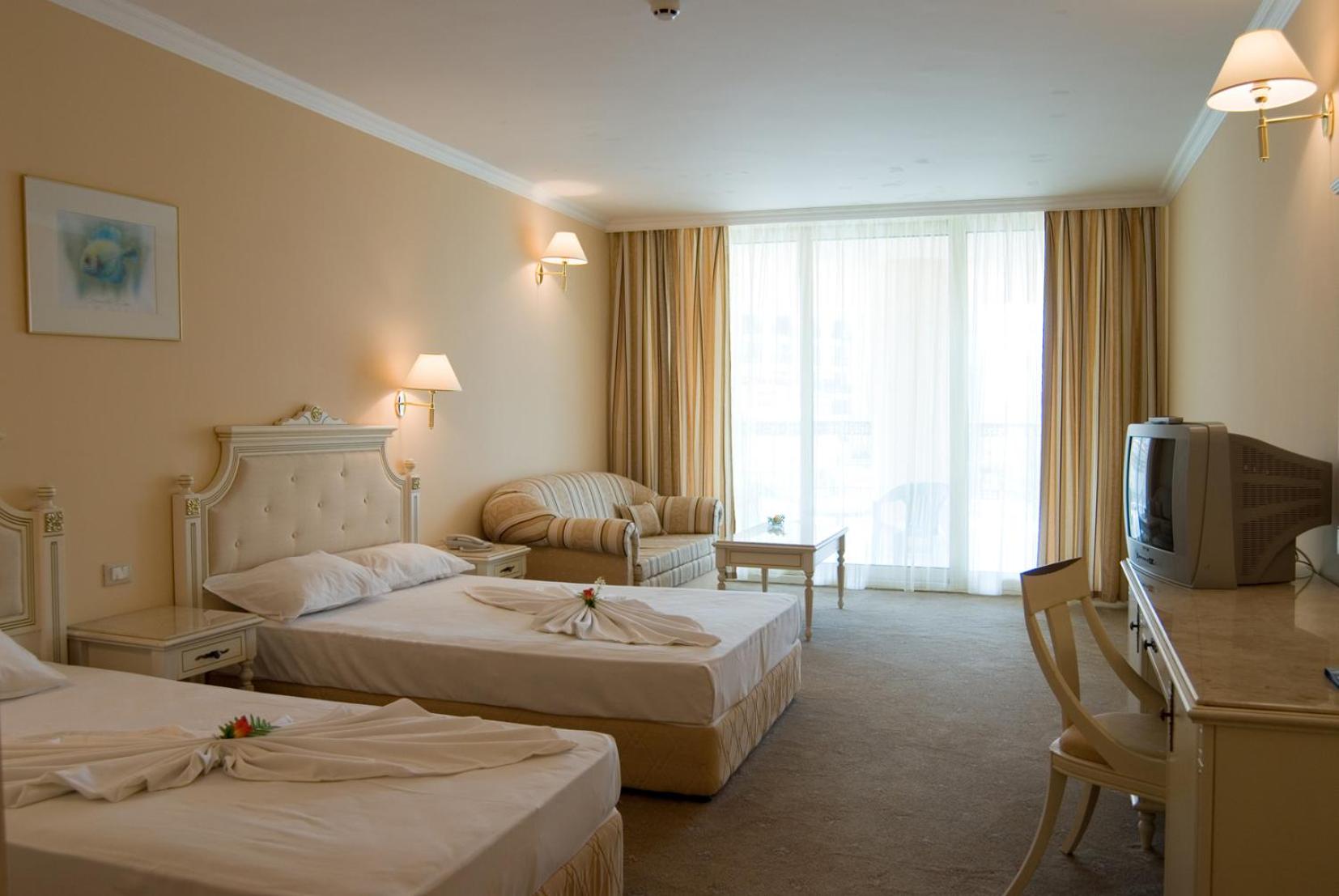 Junior Suite with Sea View - Free Beach Access