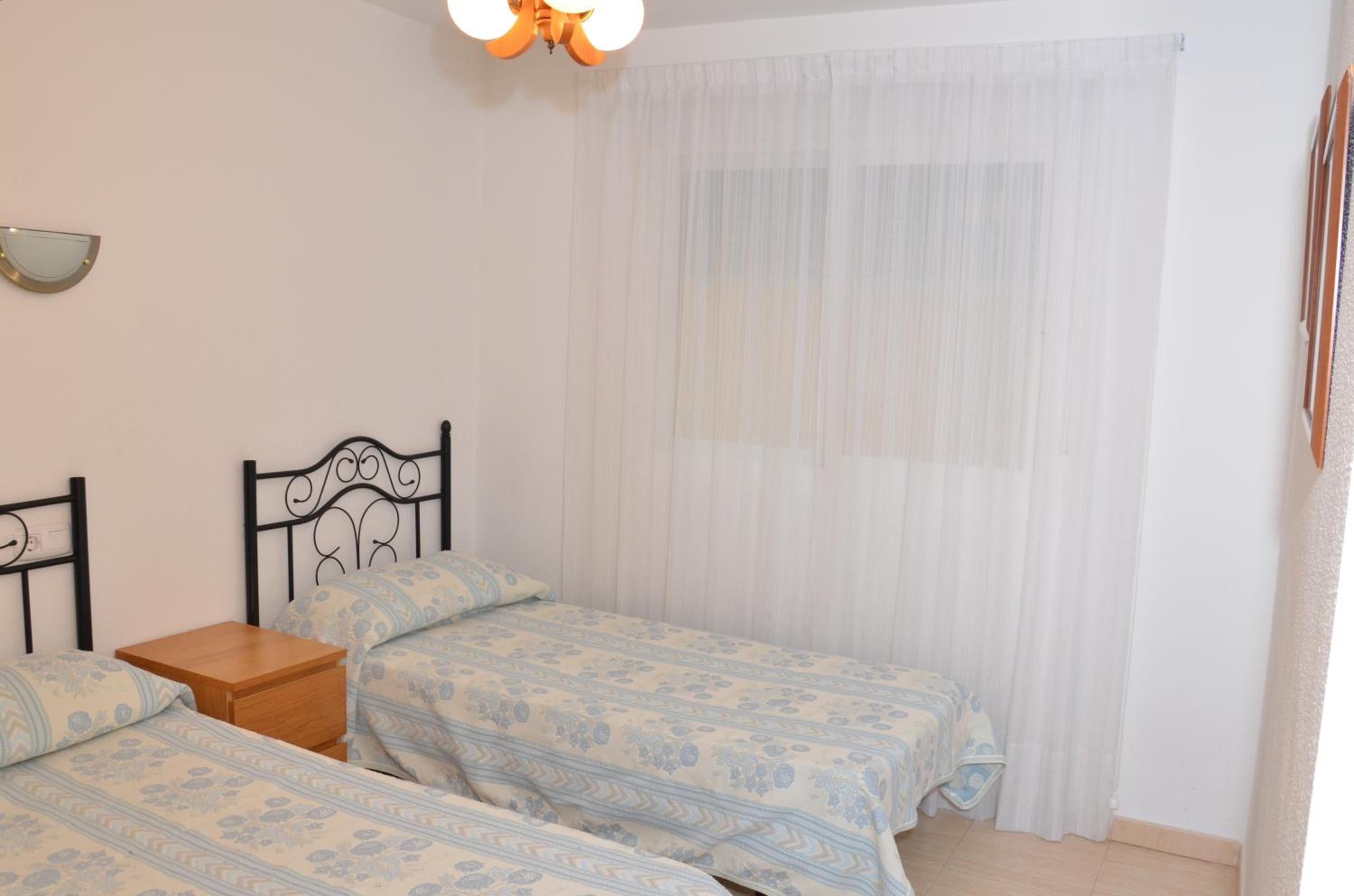 Apartment - Photo 2