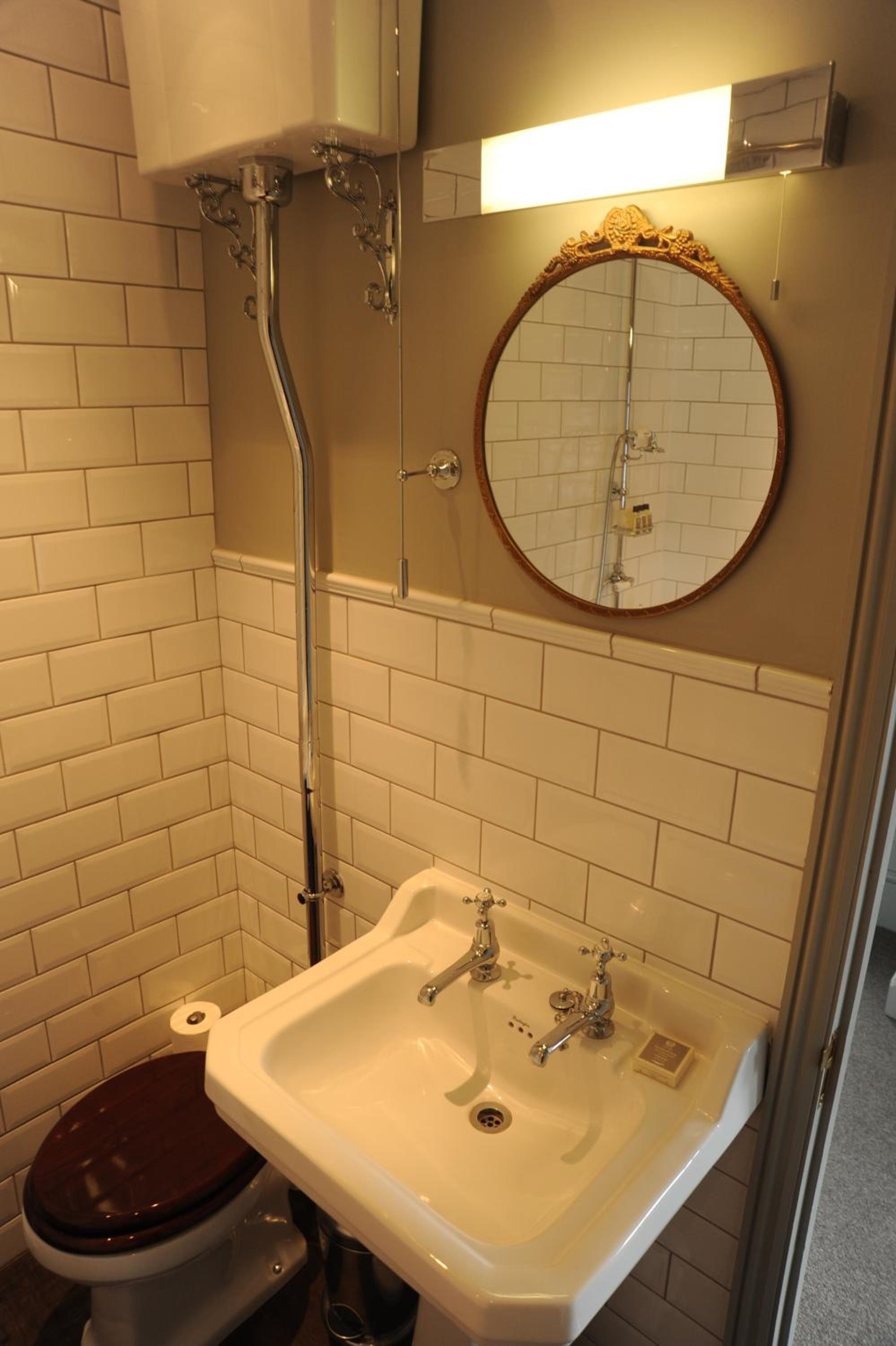 Small Double Room - Photo 2