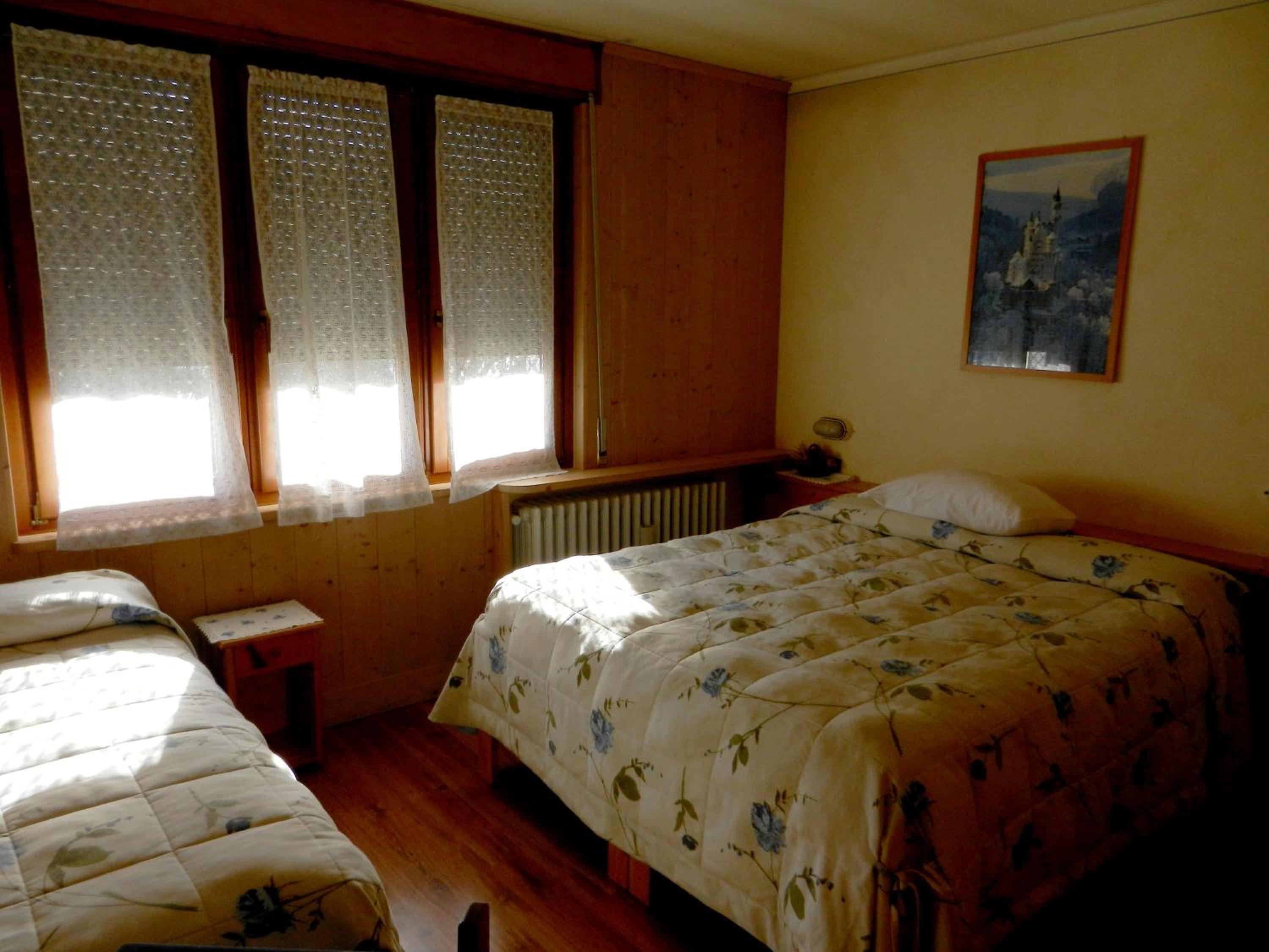 Standard Triple Room photo 3