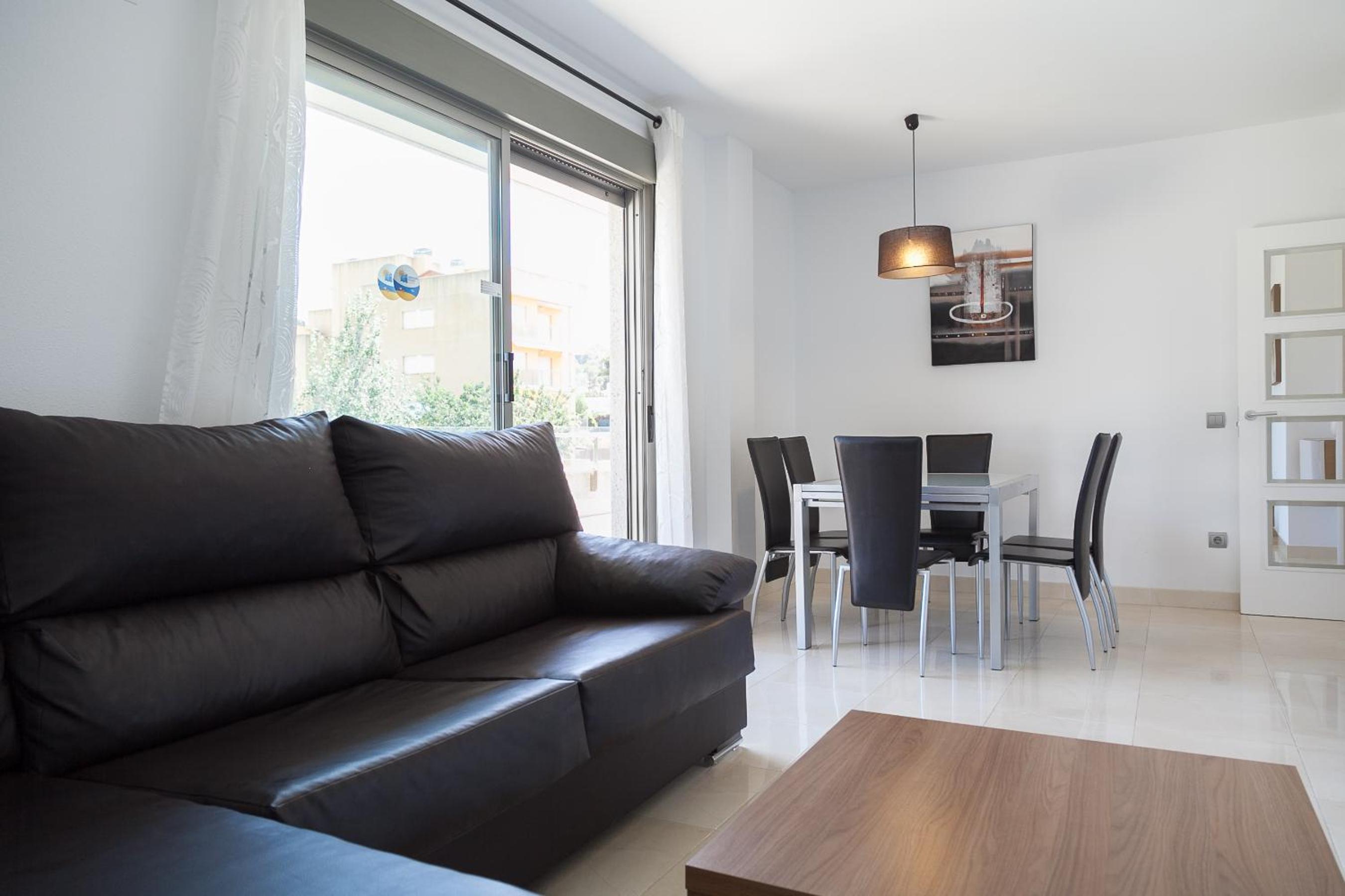 Apartamento con vista a la piscina