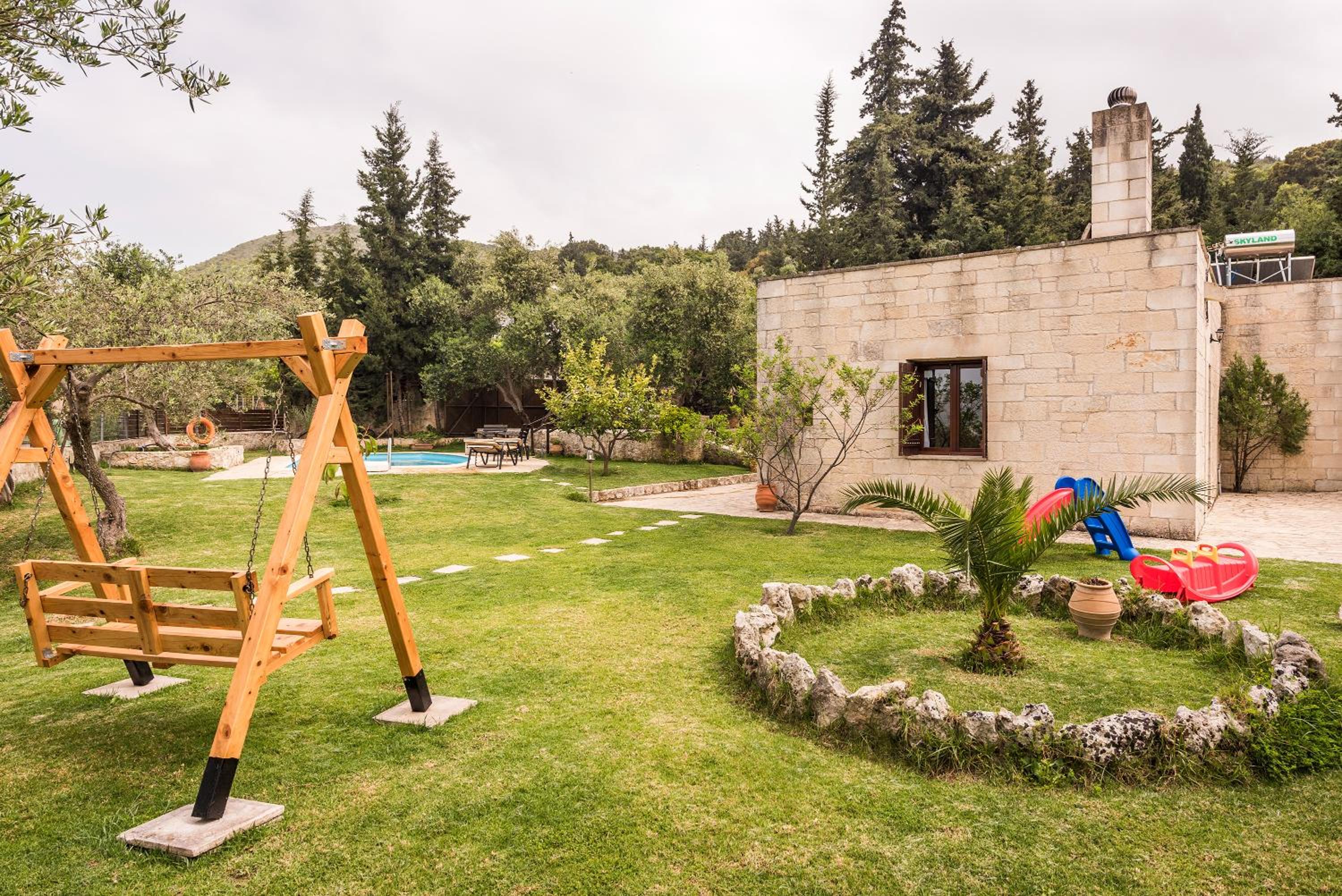 Villa with Private Pool - Photo 57