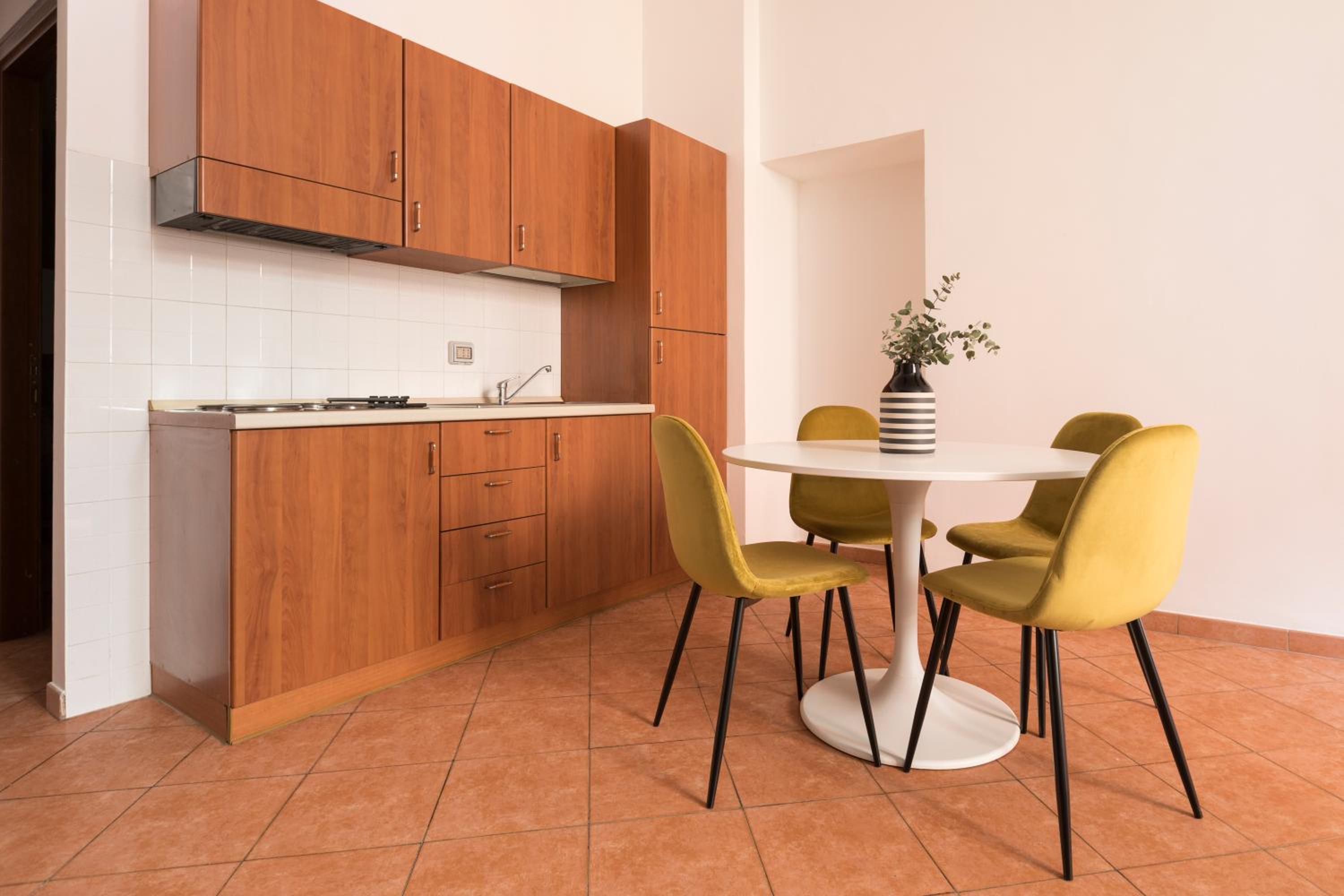 Superior One-Bedroom Apartment photo 2
