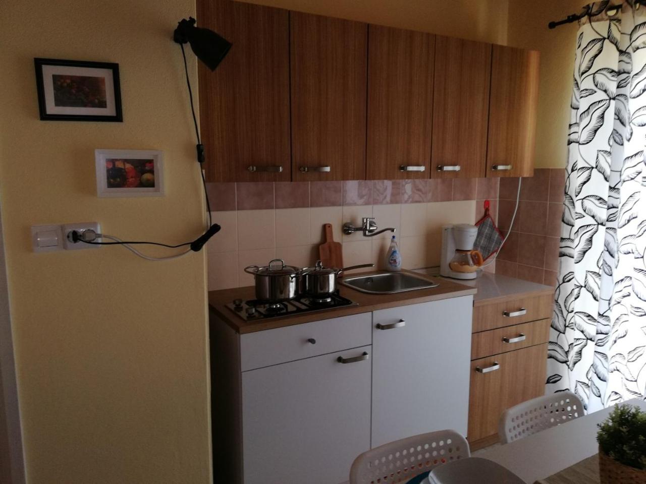 Studio Apartment with Sea View photo 3