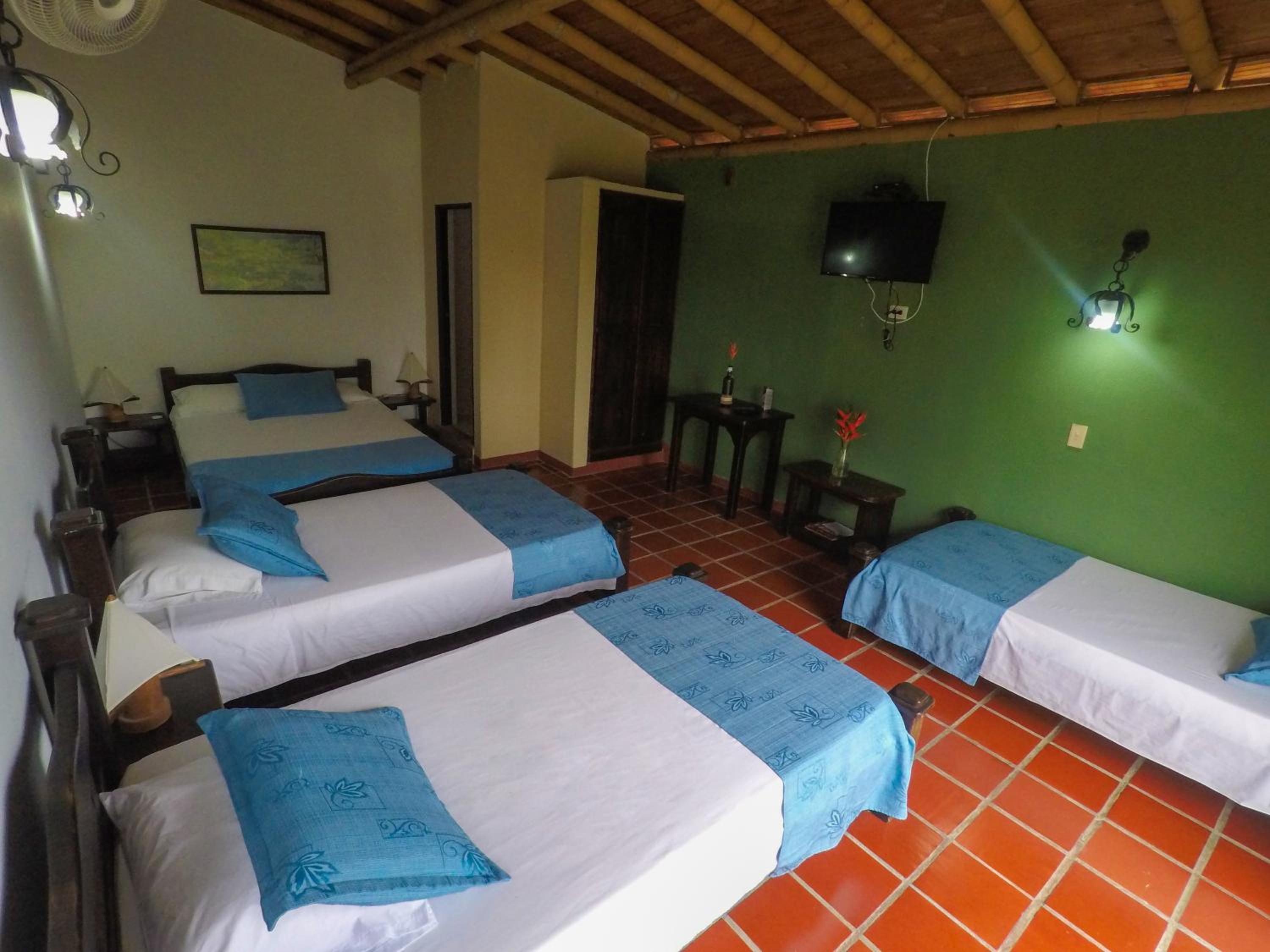 Quintuple Room photo 1