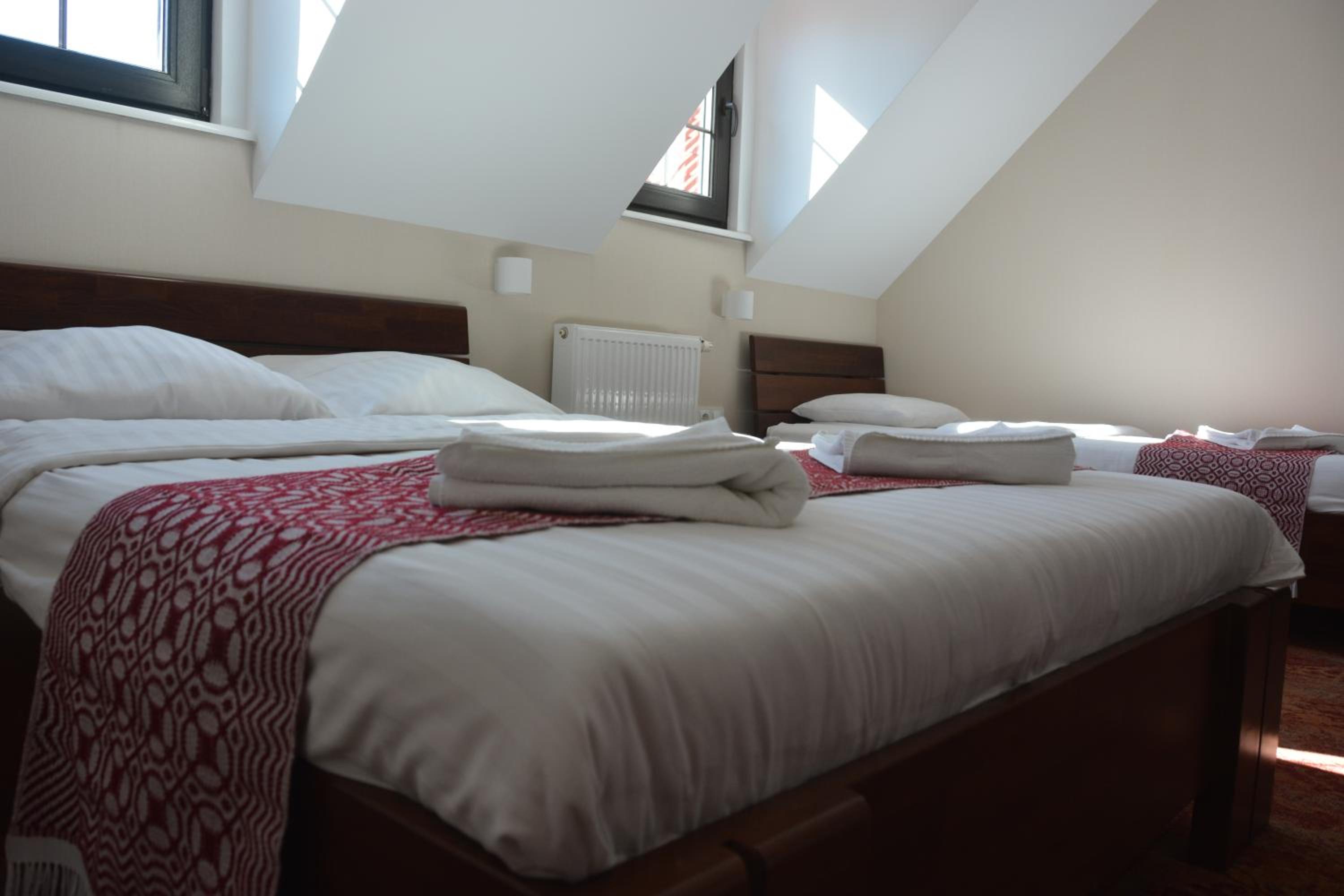 Basic Triple Room - Photo 1