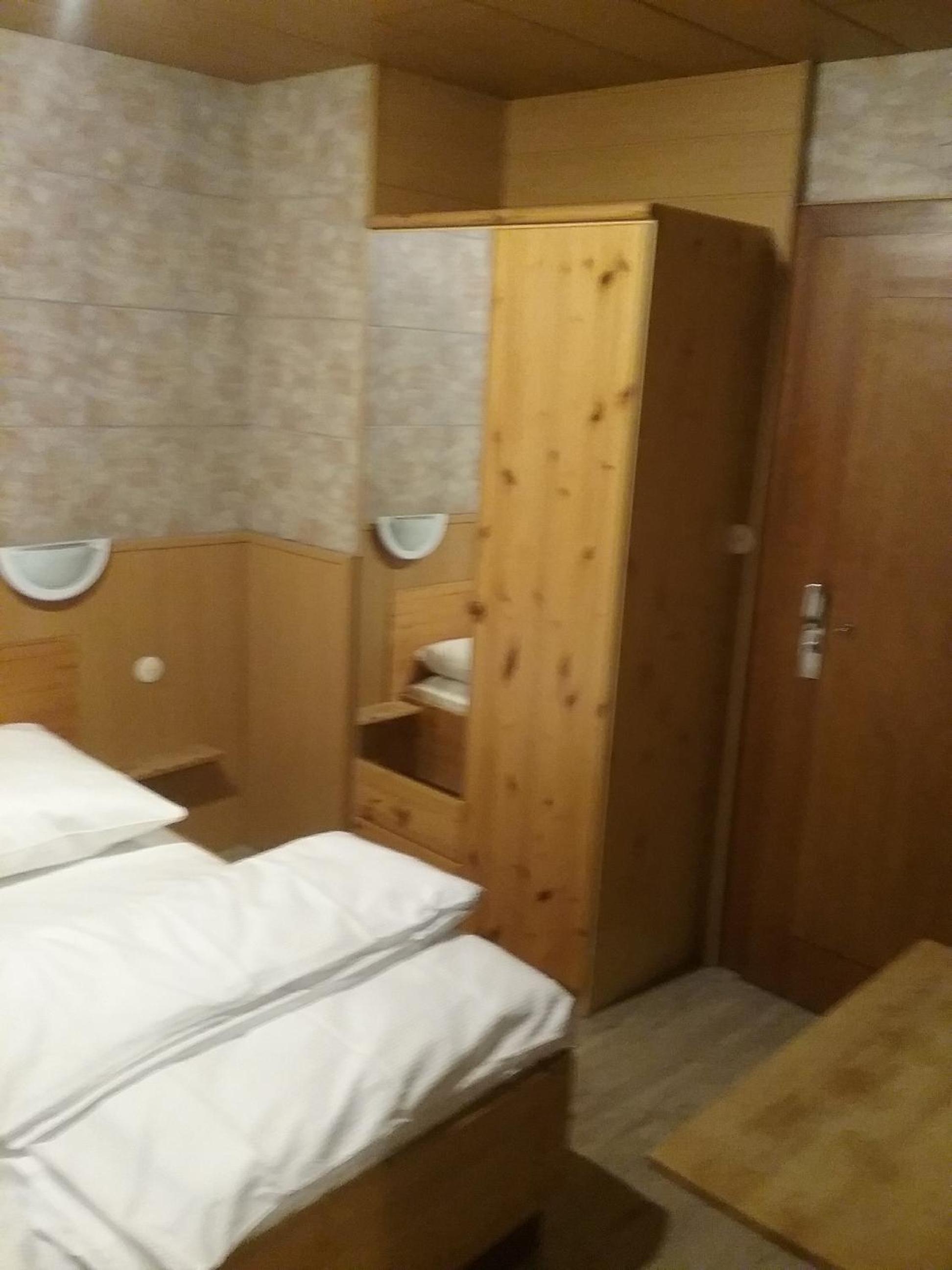 Double Room - Photo 19