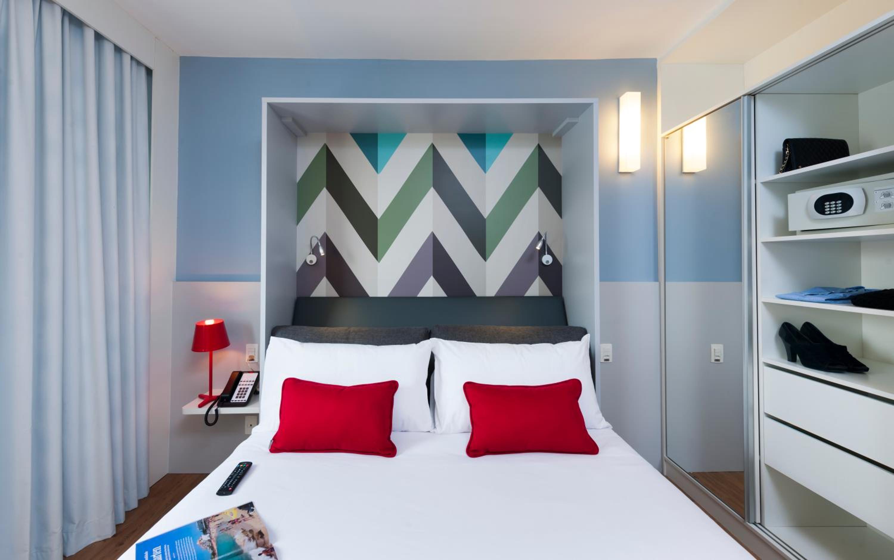 Apartment with Queen Bed photo 3