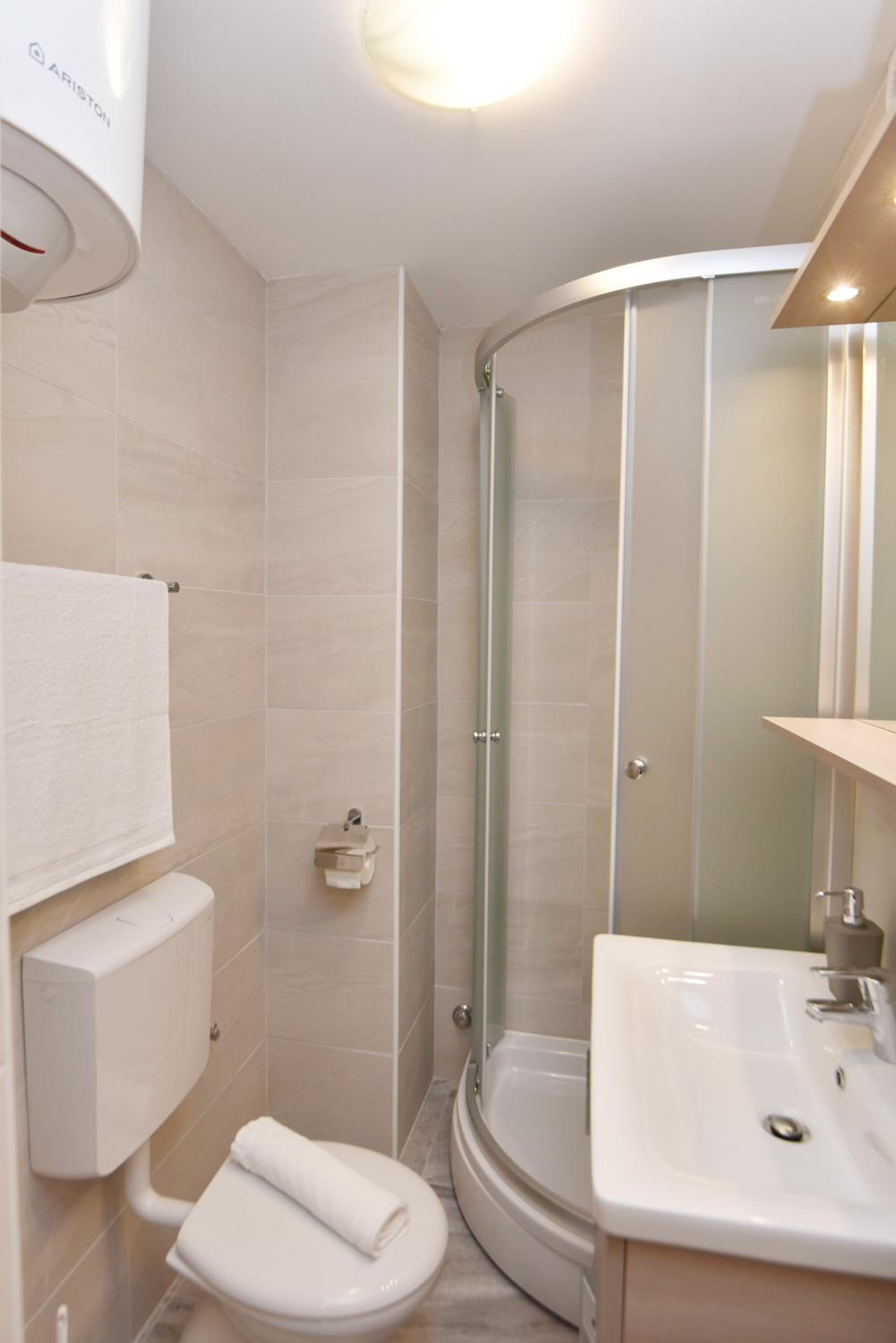 Standard Duplex One-Bedroom Apartment photo 3