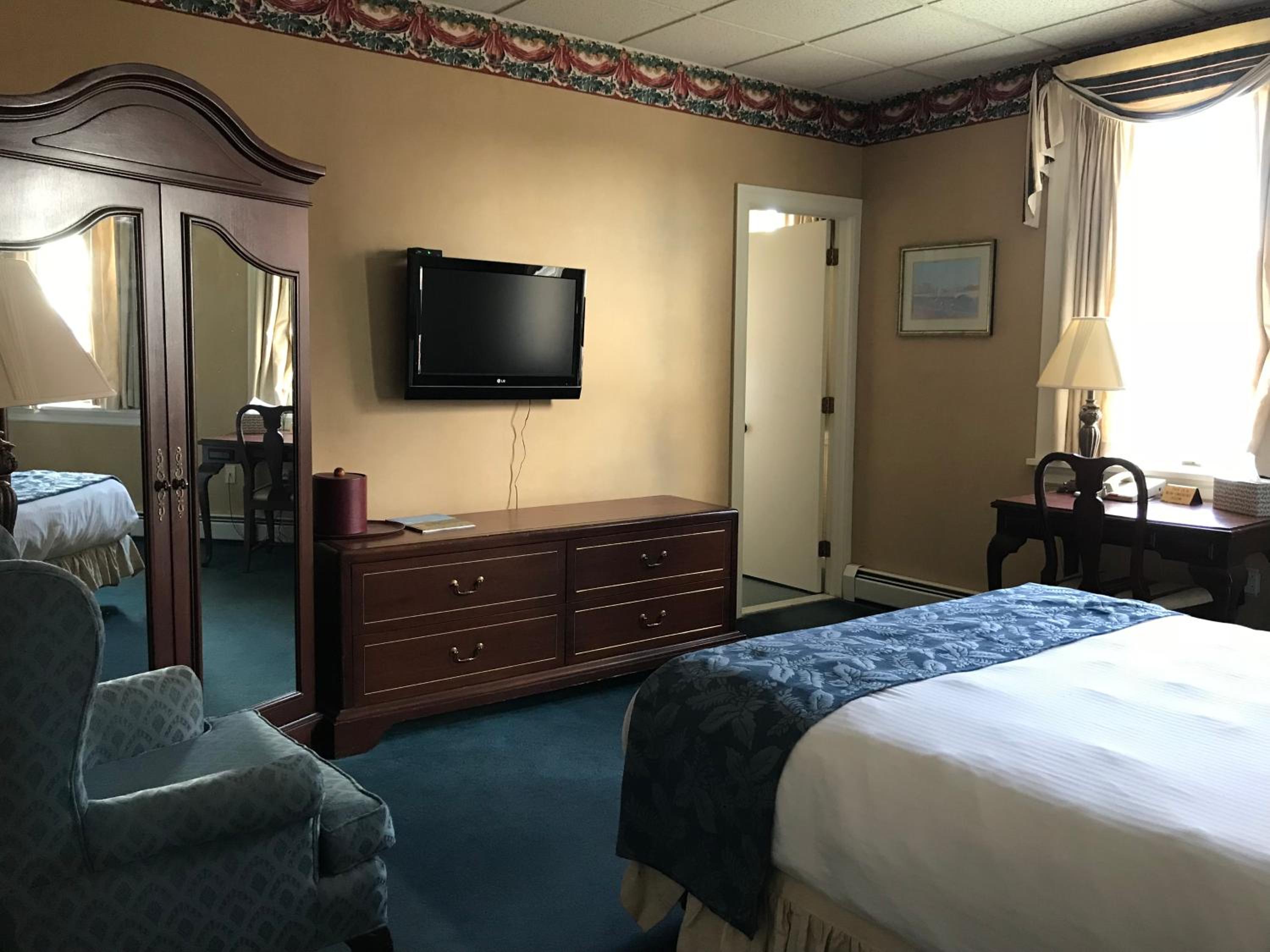 Deluxe Queen Room photo 3