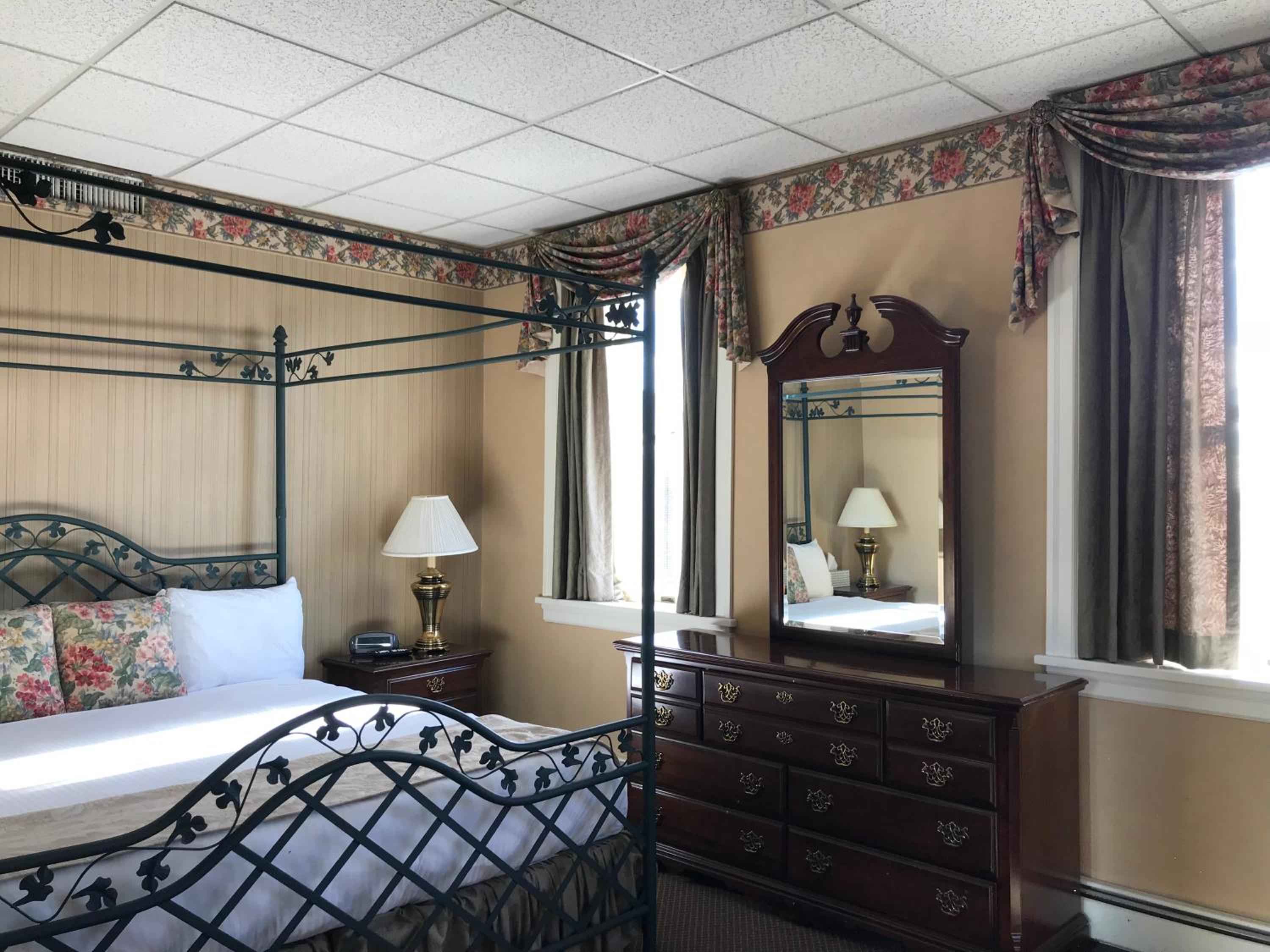 Deluxe King Room photo 3