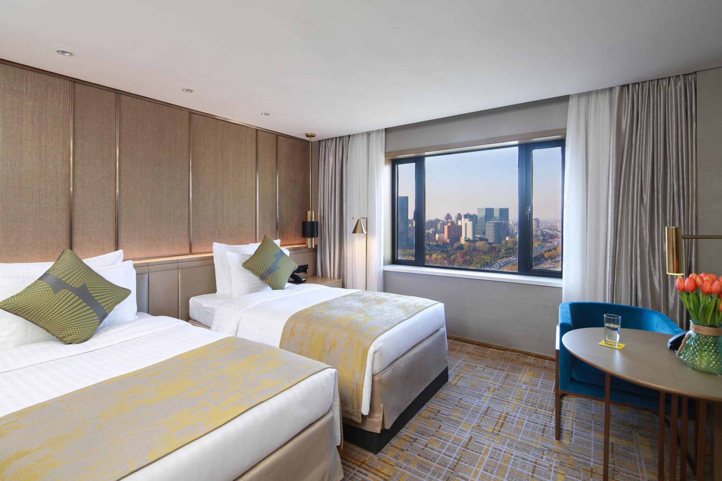 Grand Deluxe Twin Room