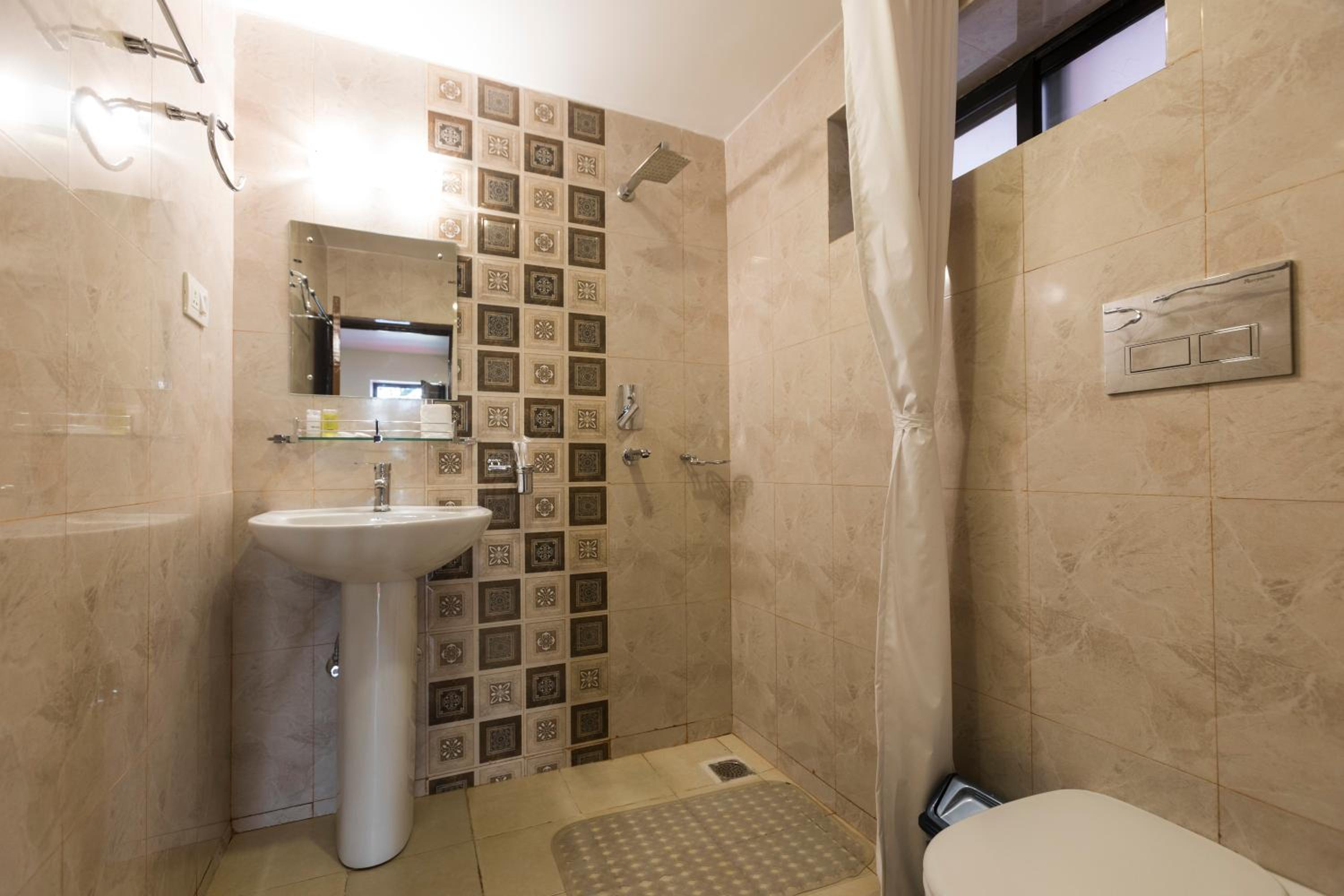 Standard Double or Twin Room - Flexible Checkin Time photo 3
