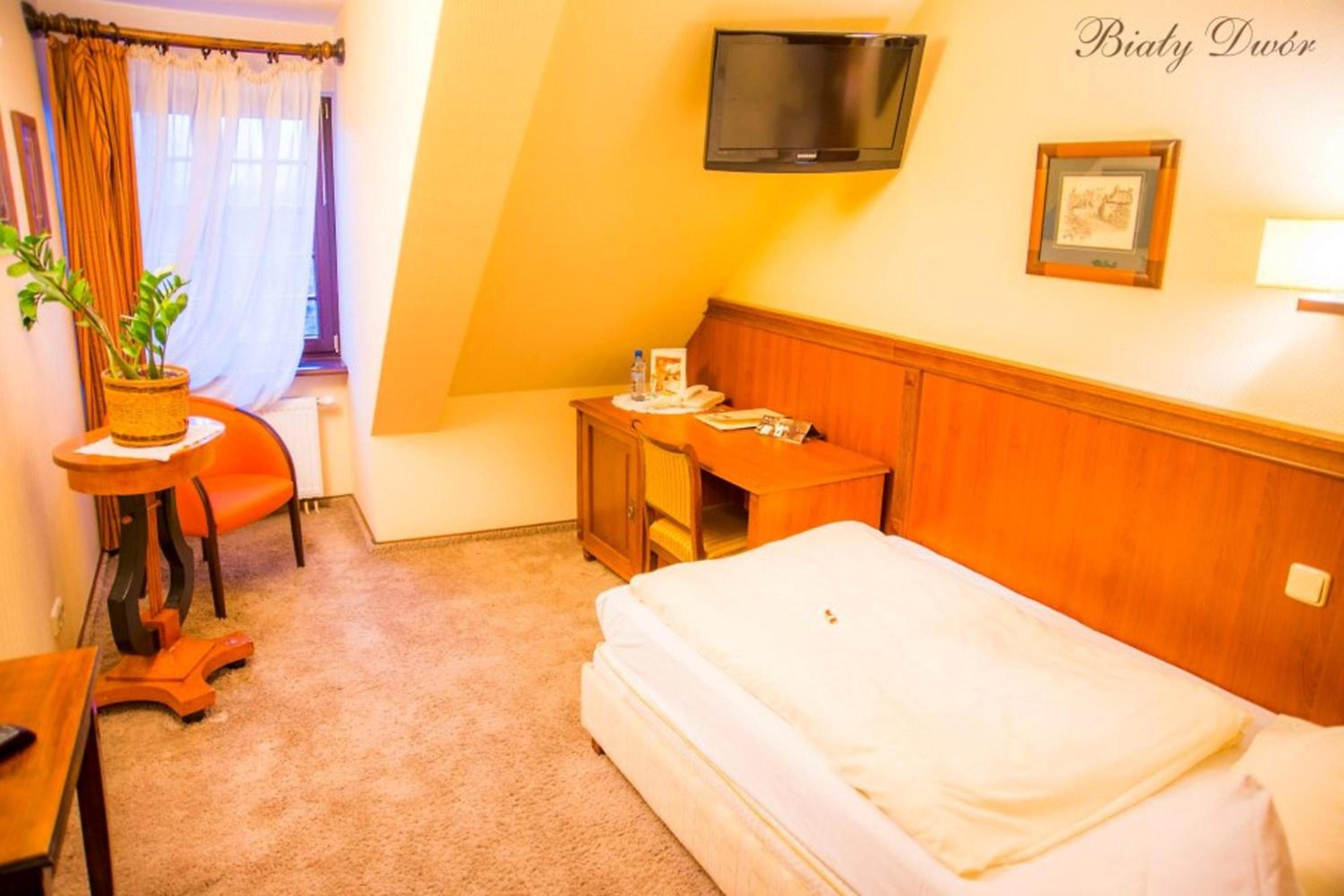 Single Room photo 2