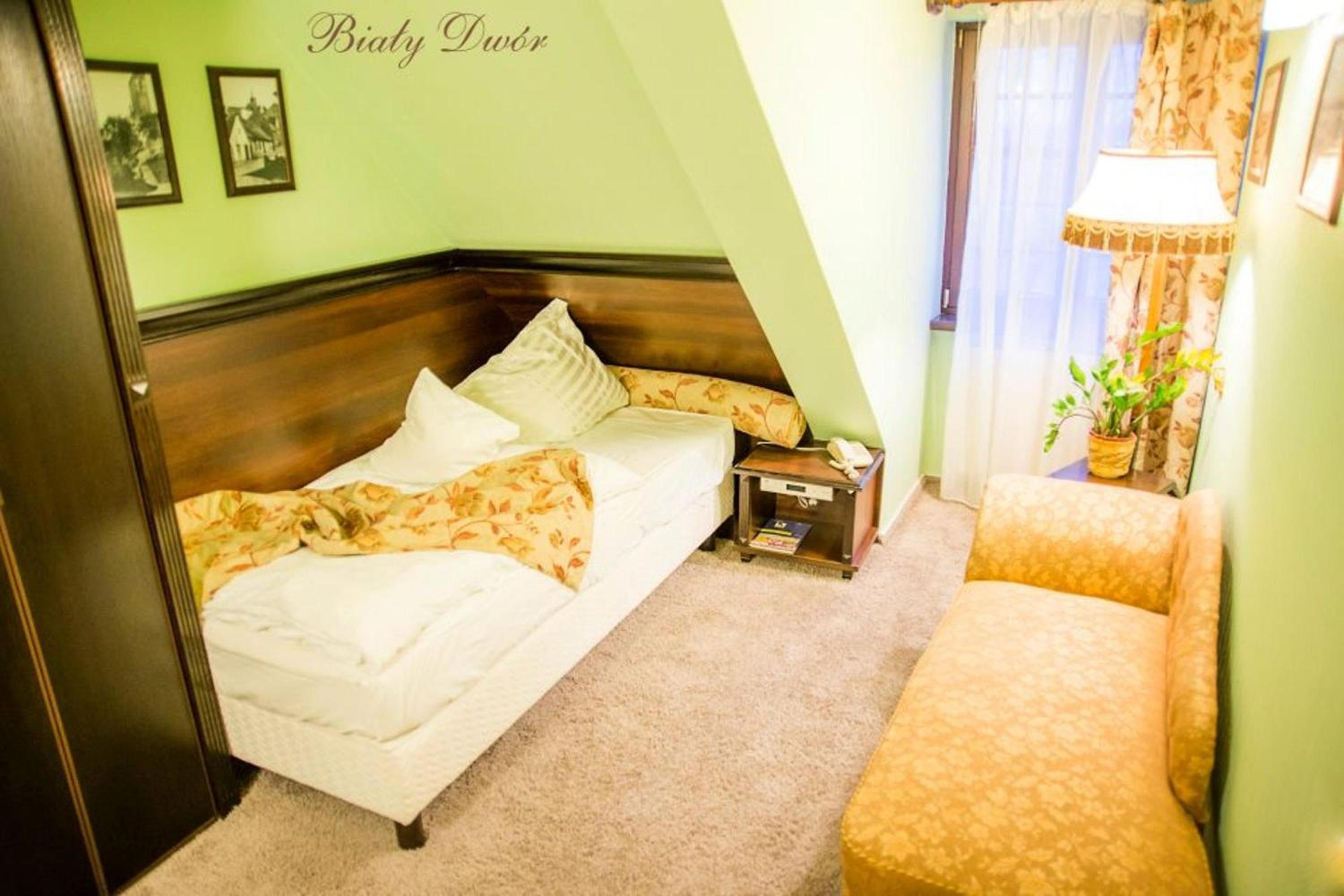 Single Room photo 3