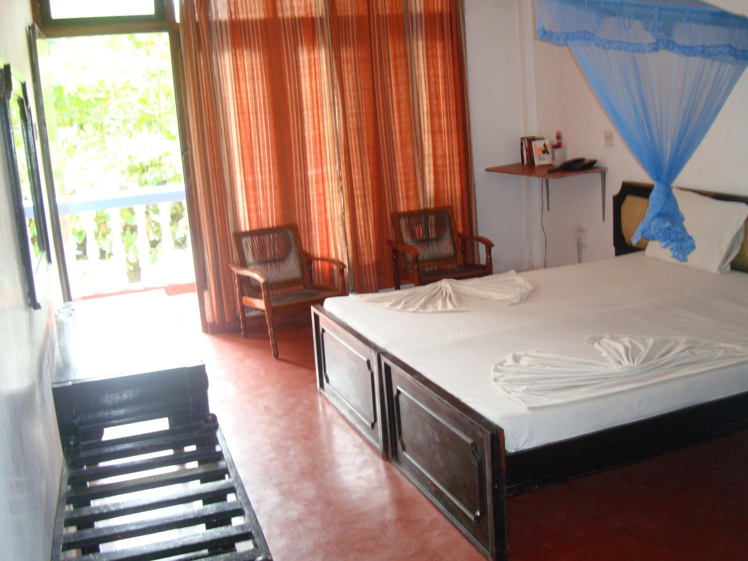 Standard Double Room with Fan & Sea View