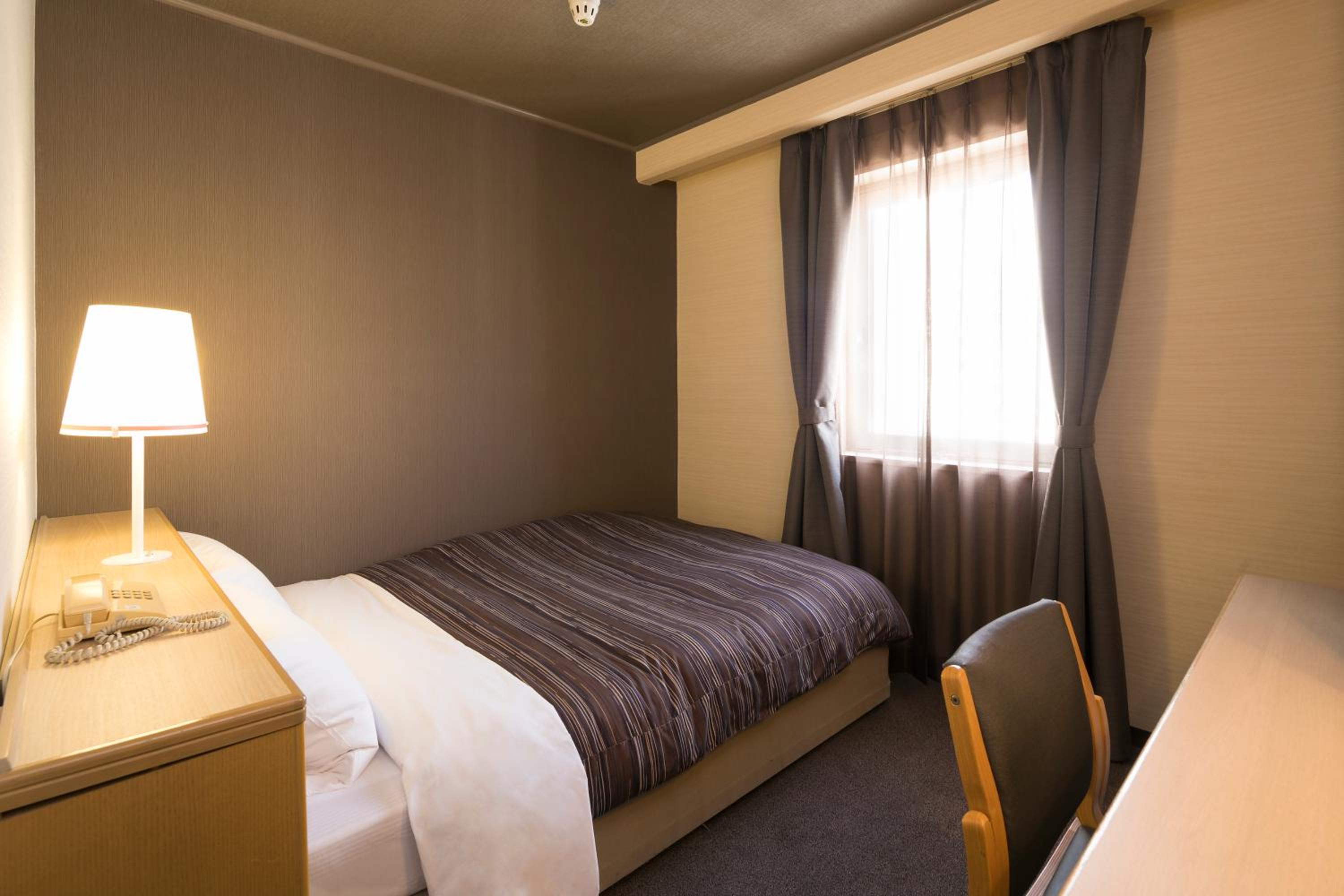 Double Room with Small Double Bed - Non-Smoking - No Daily Cleaning