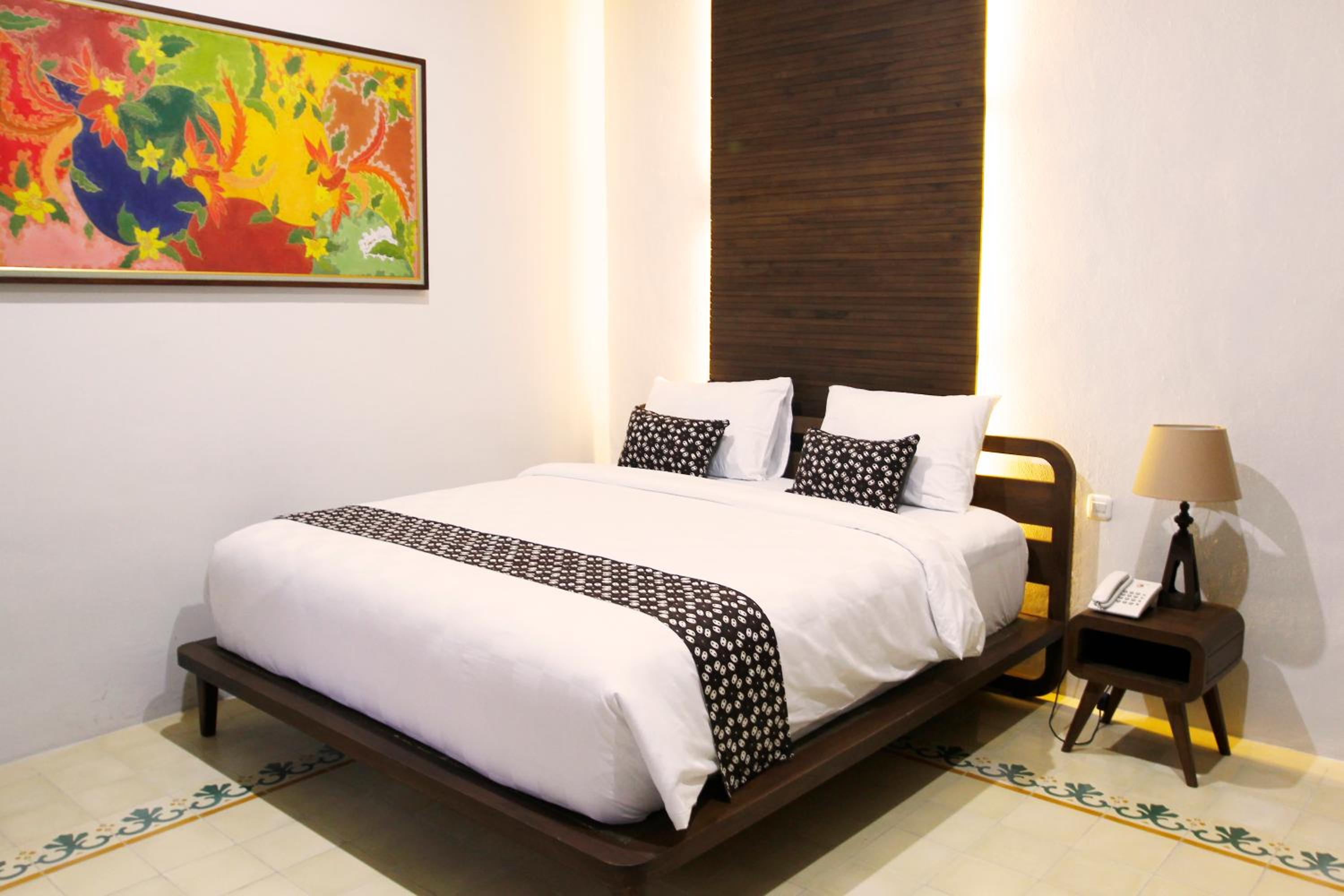 Executive Room