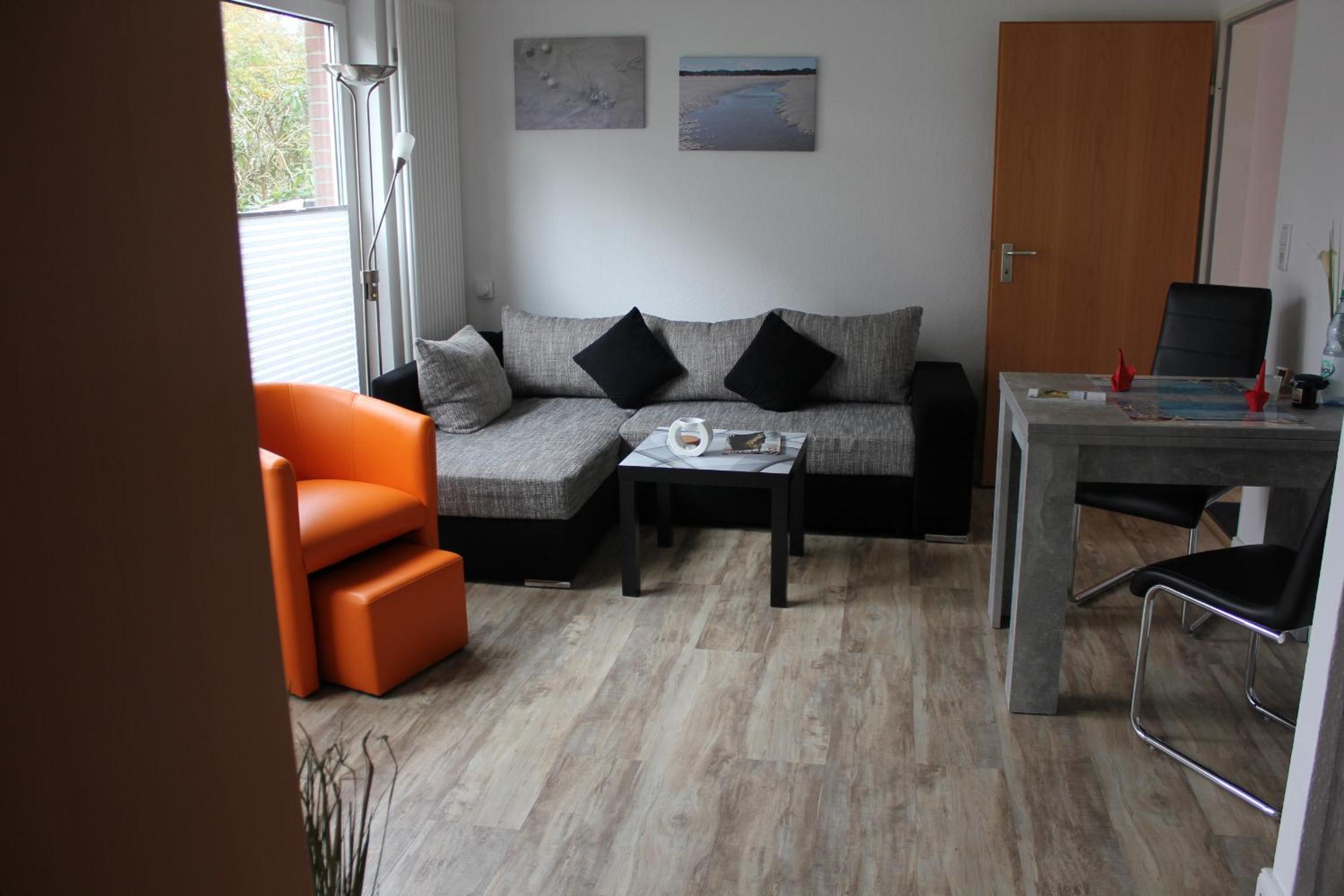 Apartment - Ground Floor photo 2