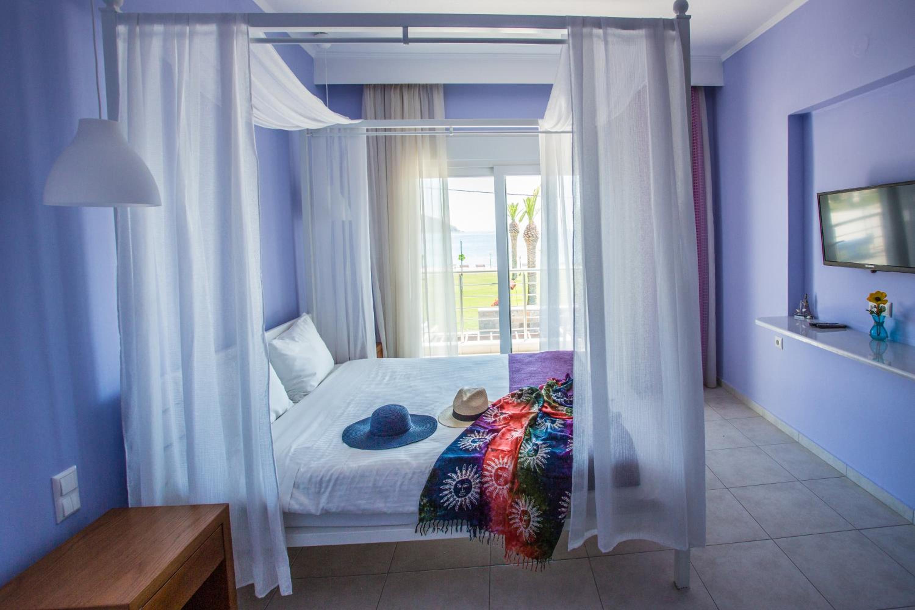 Studio with Sea View