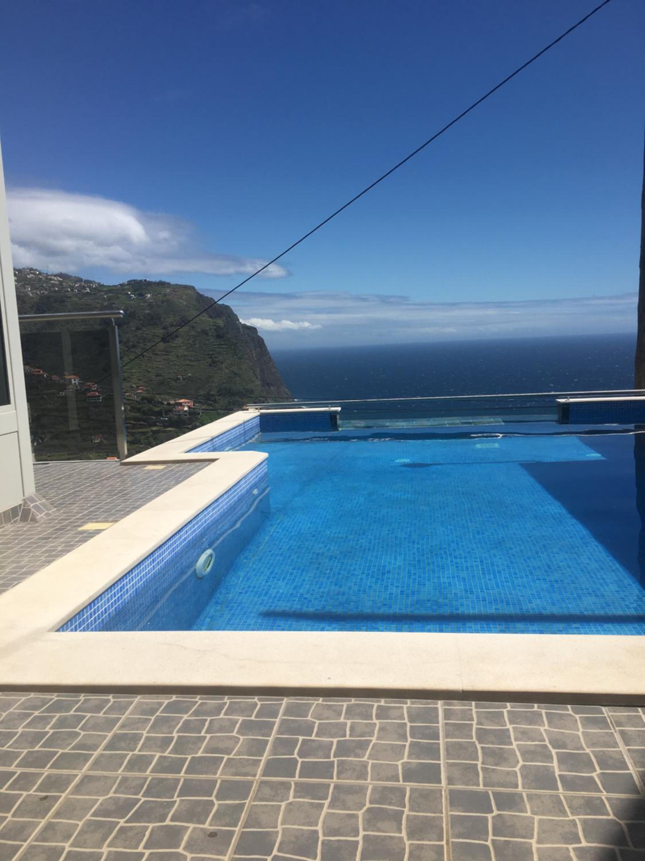 Deluxe Double Room with Balcony and Sea View - Photo 6