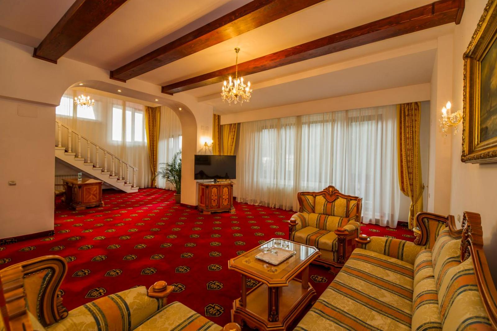 Deluxe Suite with Sauna and Balcony photo 3