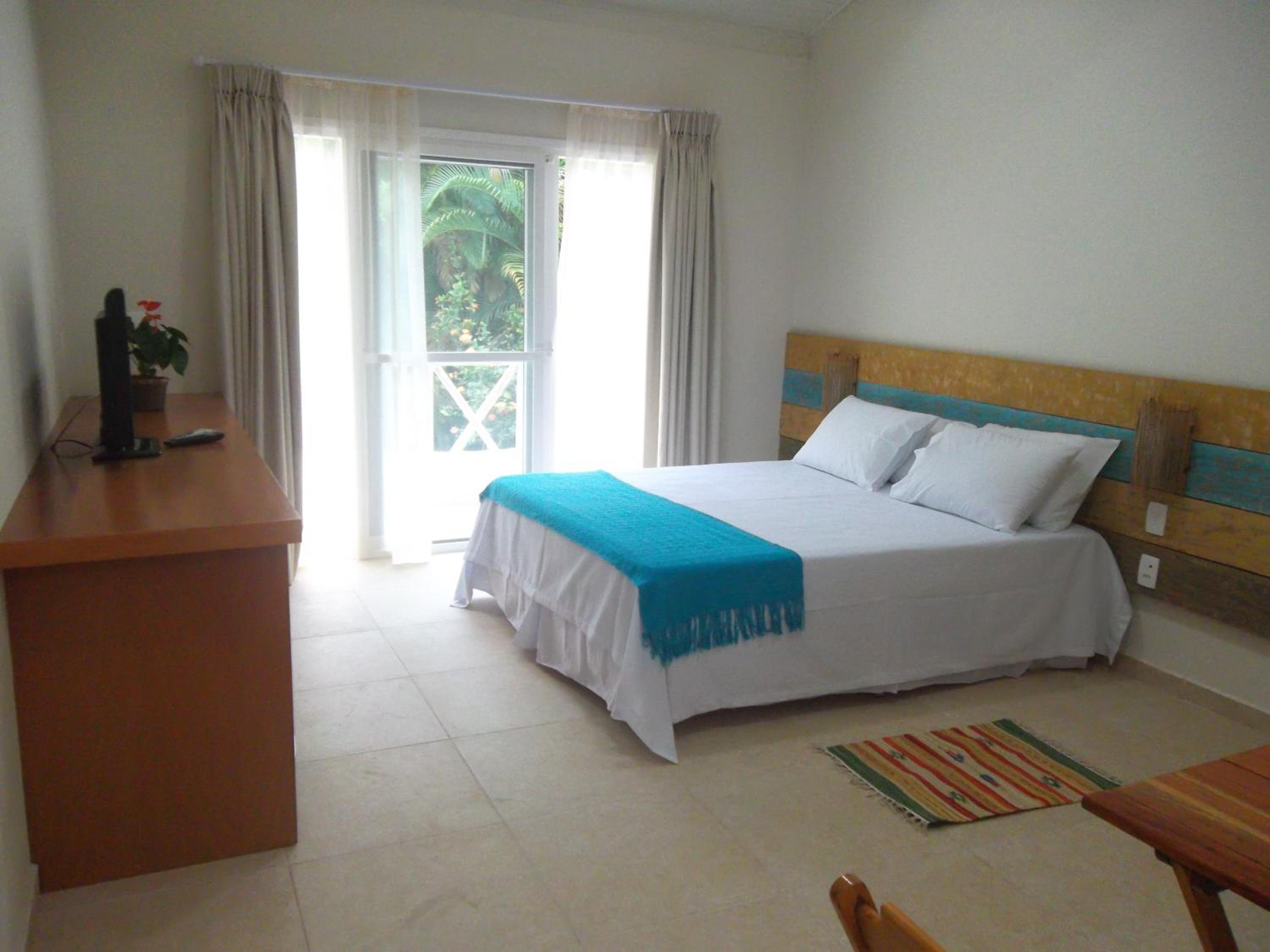 Deluxe Room with Balcony photo 1