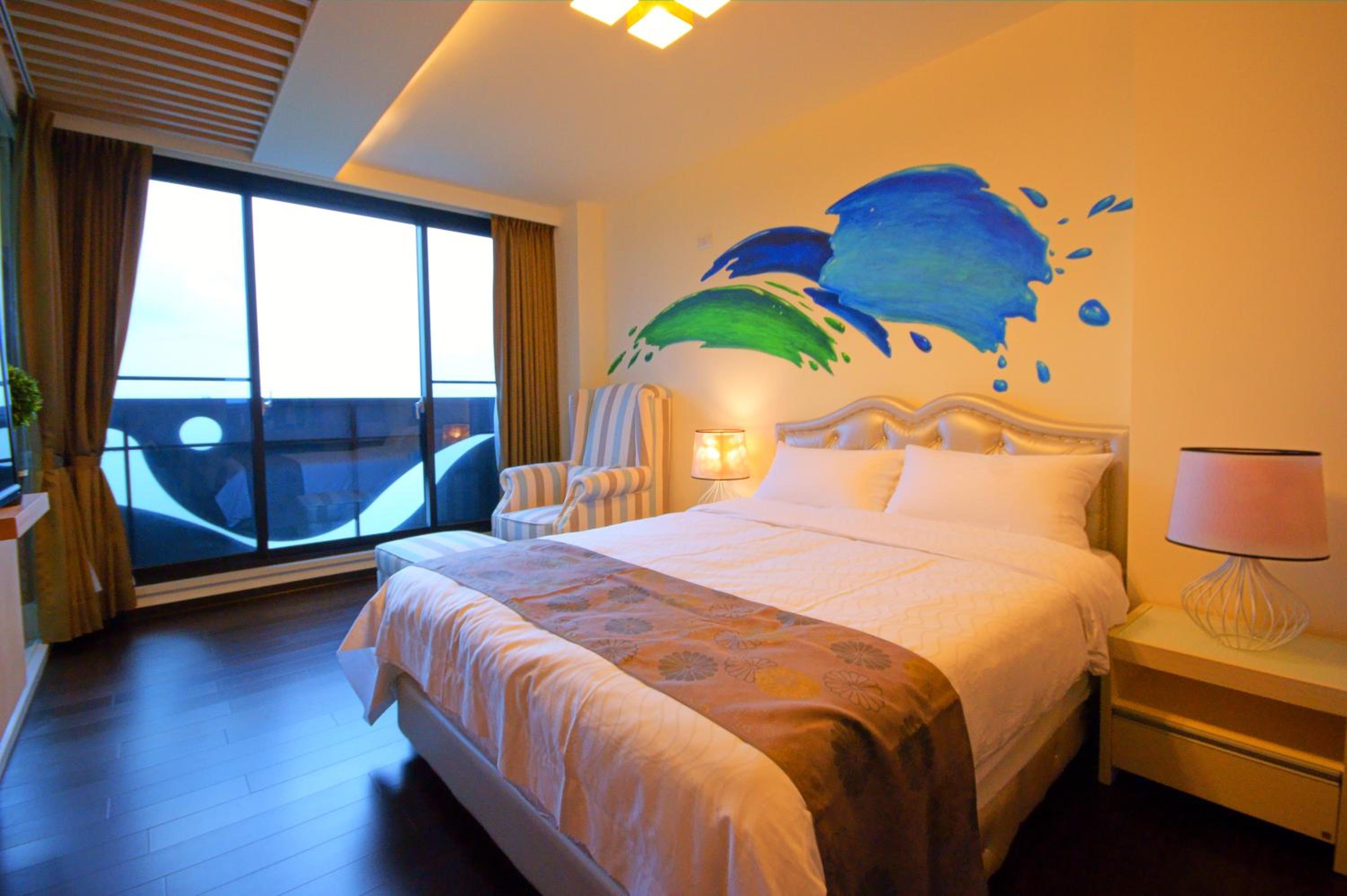 Three-Bedroom Villa photo 2