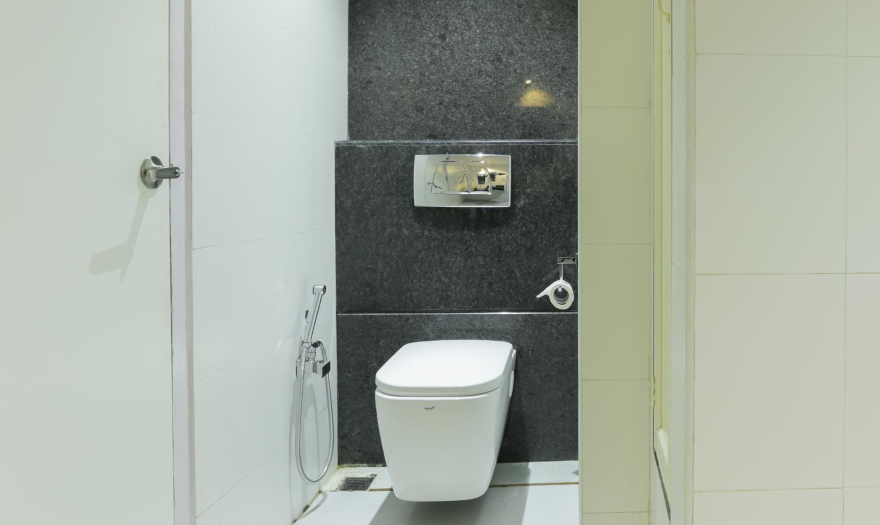 Deluxe Twin Room - Photo 9