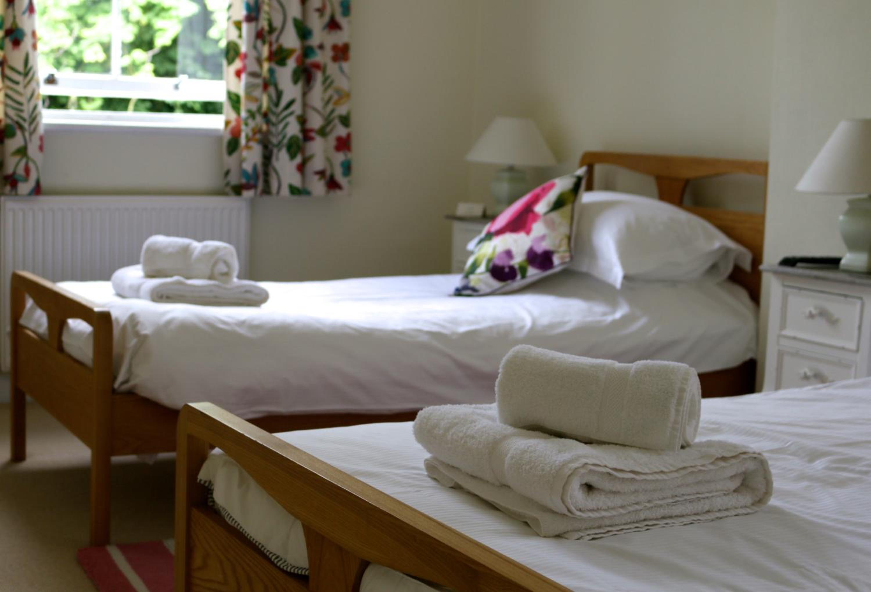 Standard Twin Room with Garden View photo 2