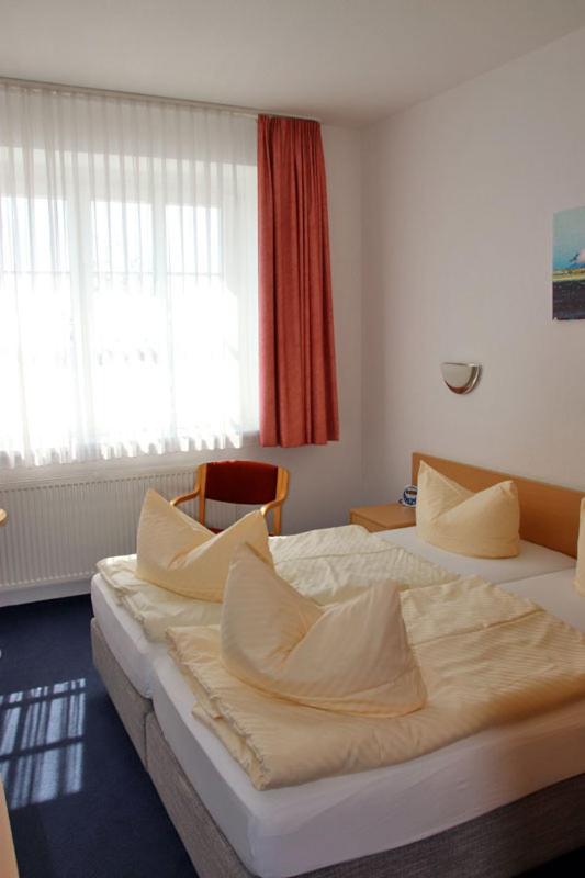 Standard Double Room with Sea View