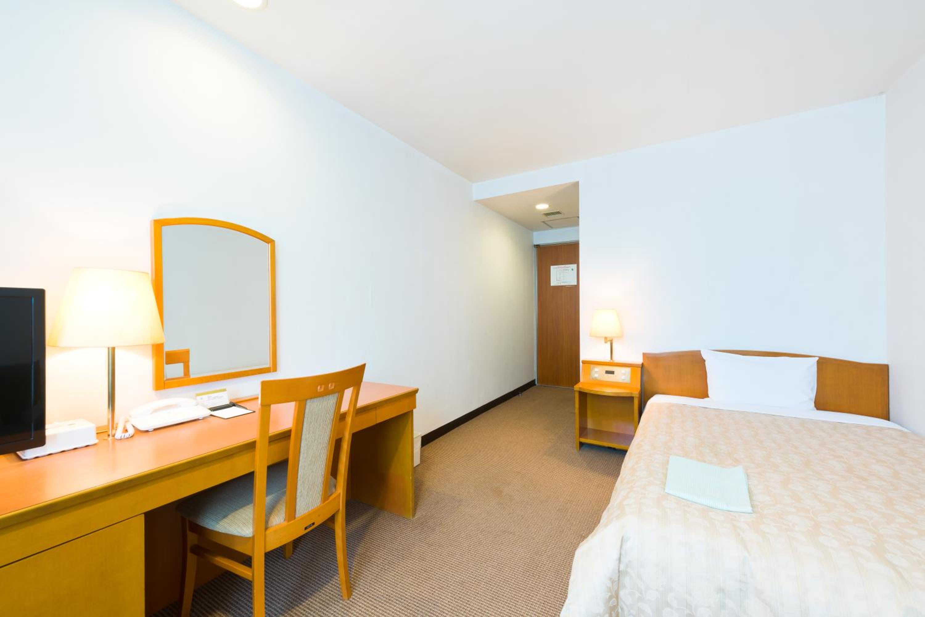 Double Room With Small Double Bed - Smoking