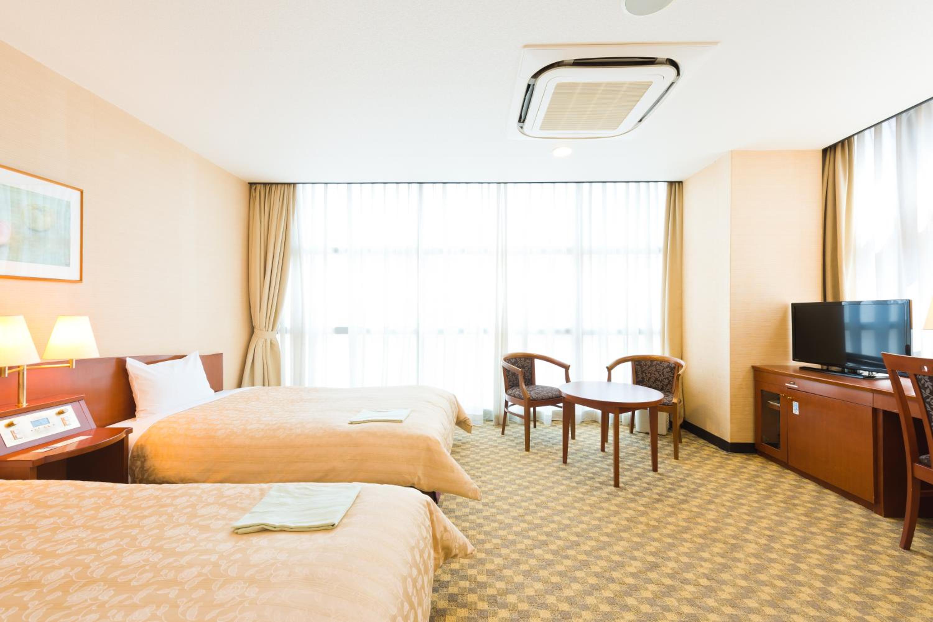 Deluxe Twin Room - Non-Smoking