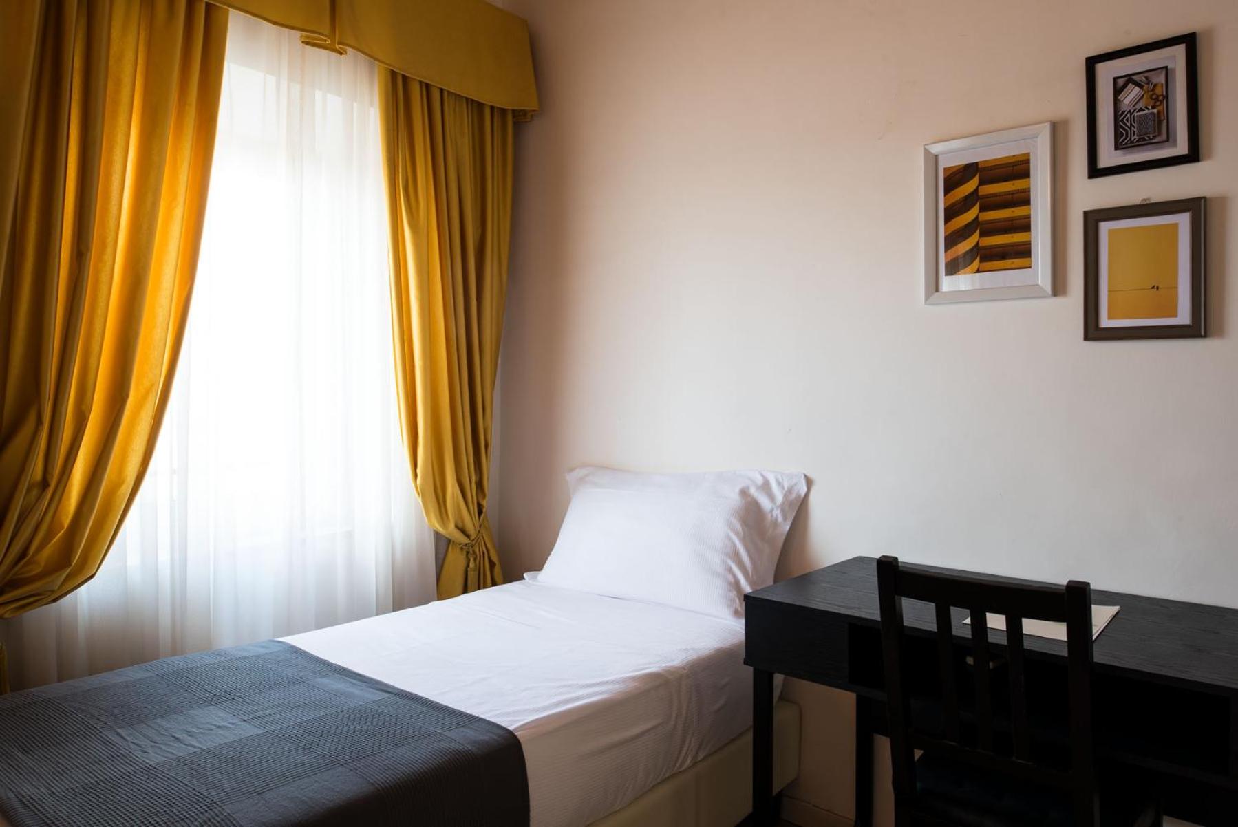 Triple Room - Photo 2