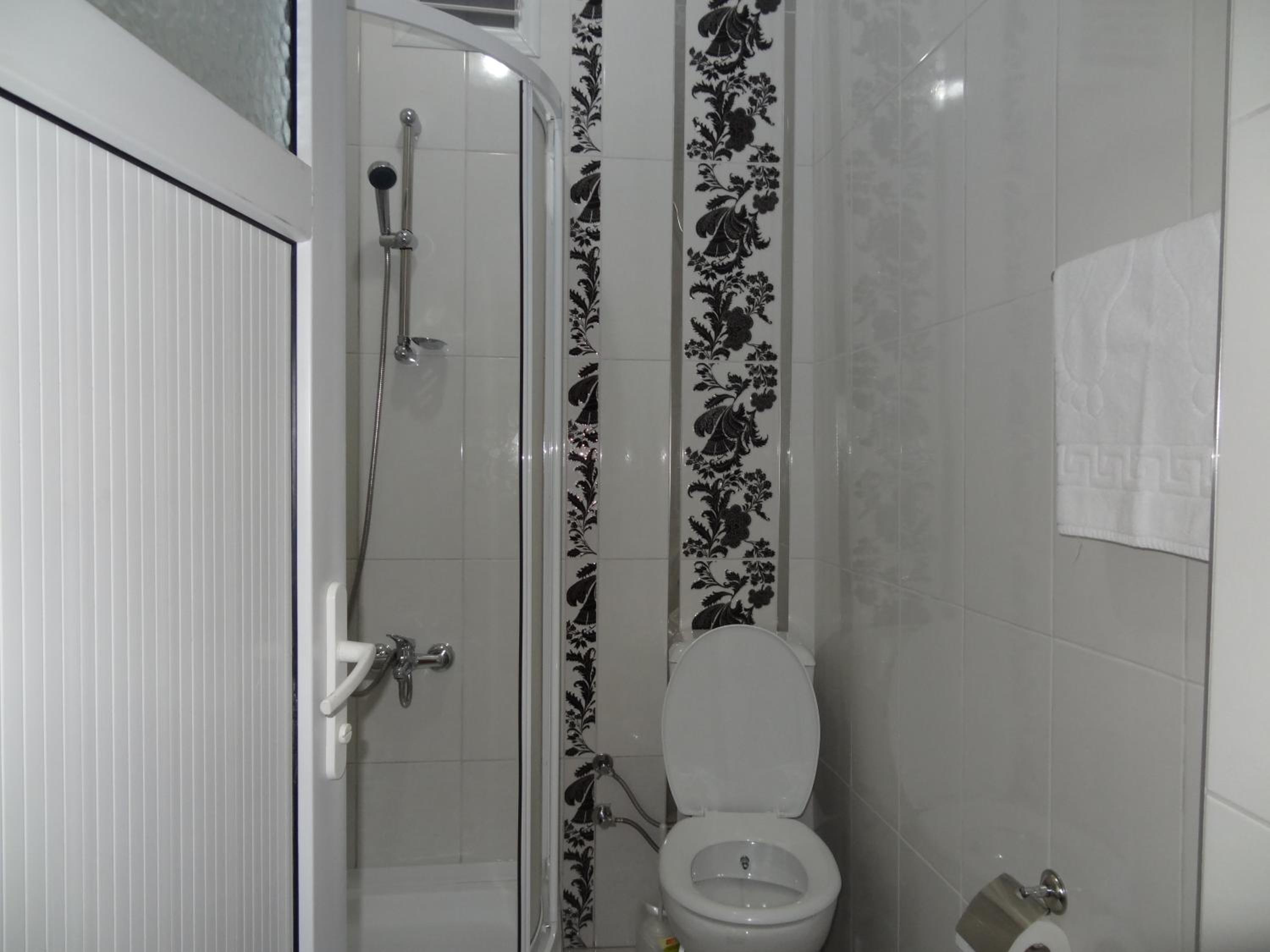 Budget Double Room photo 2