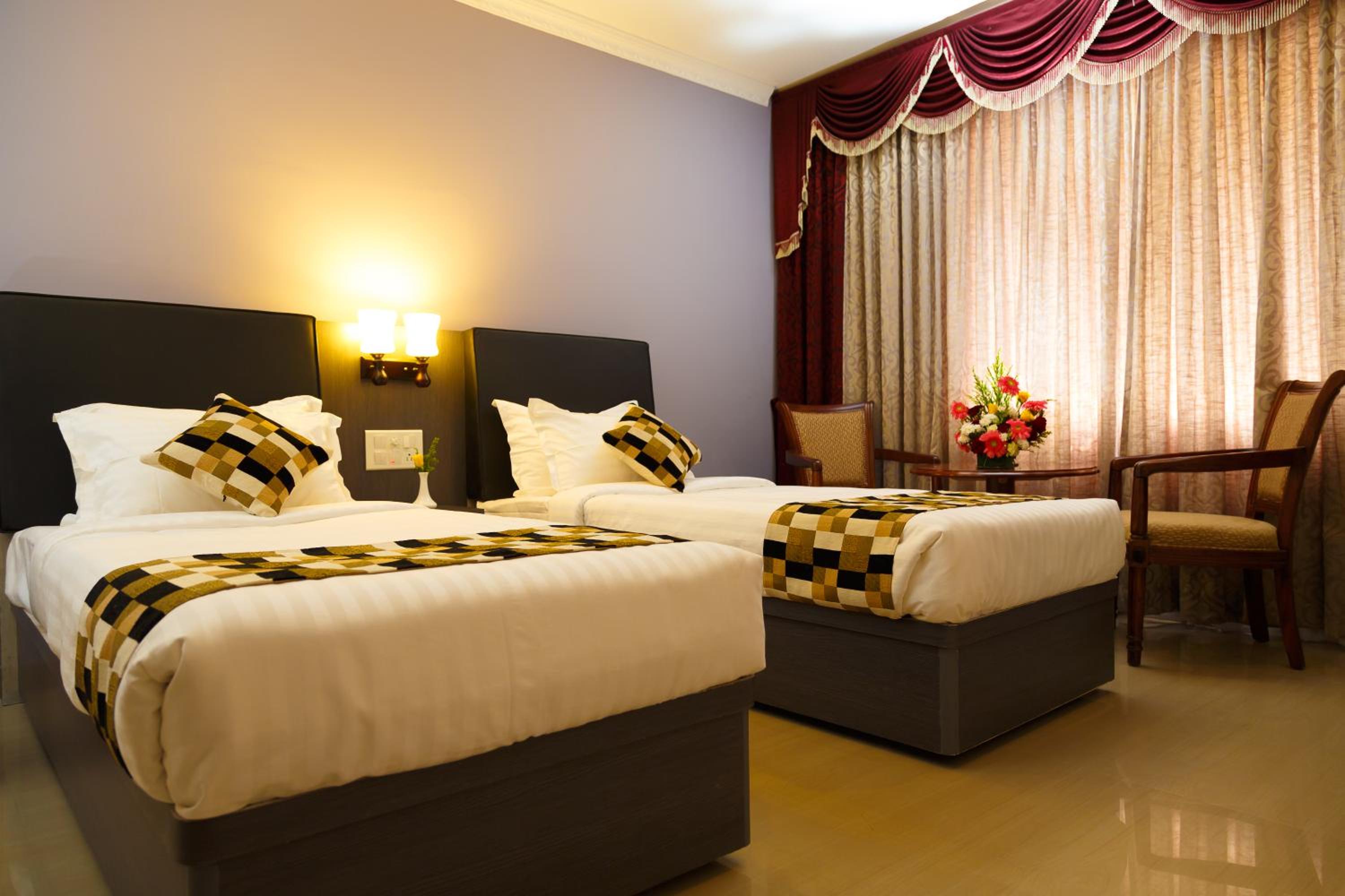 Standard Twin Room photo 2