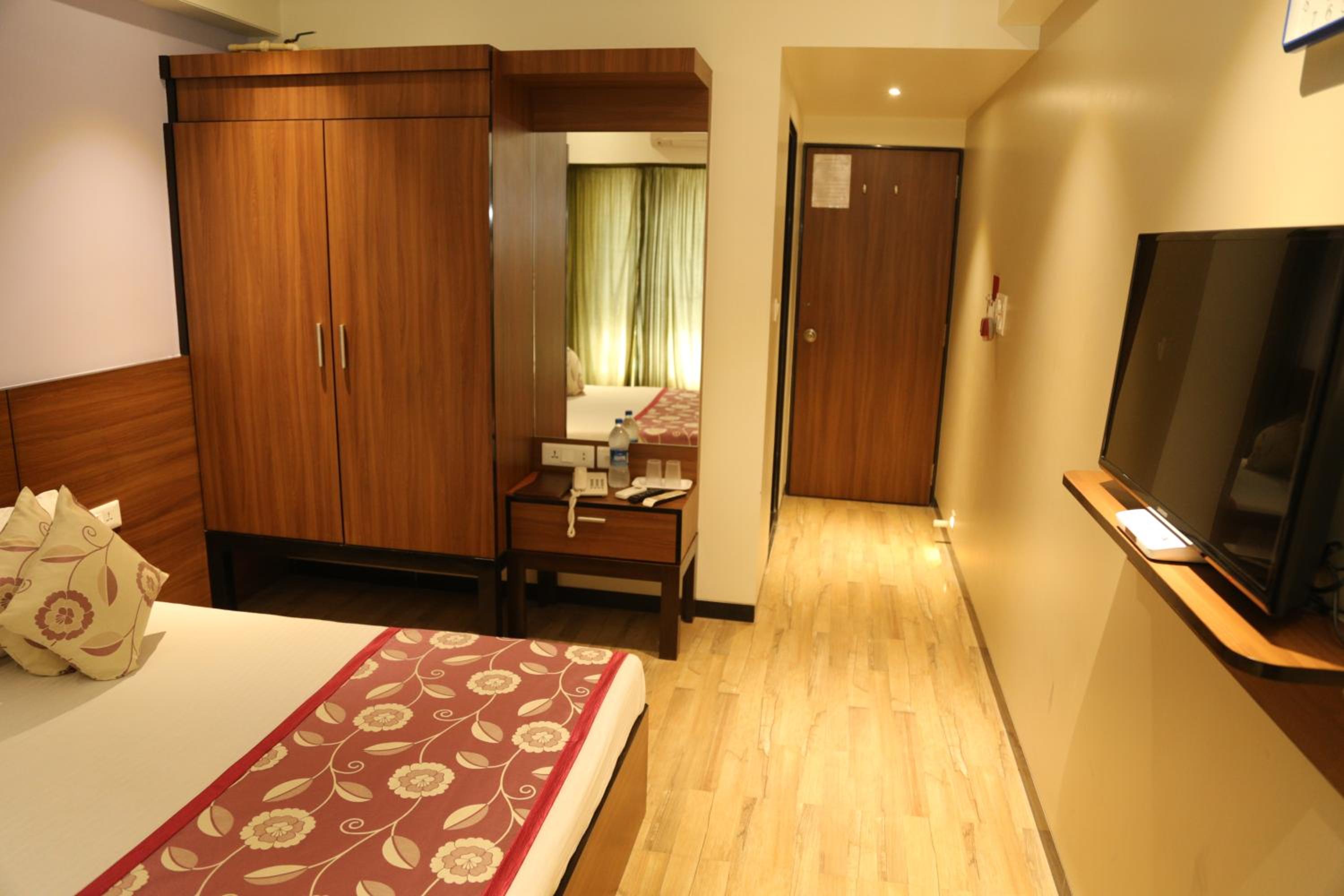 Deluxe Triple Room - Photo 4