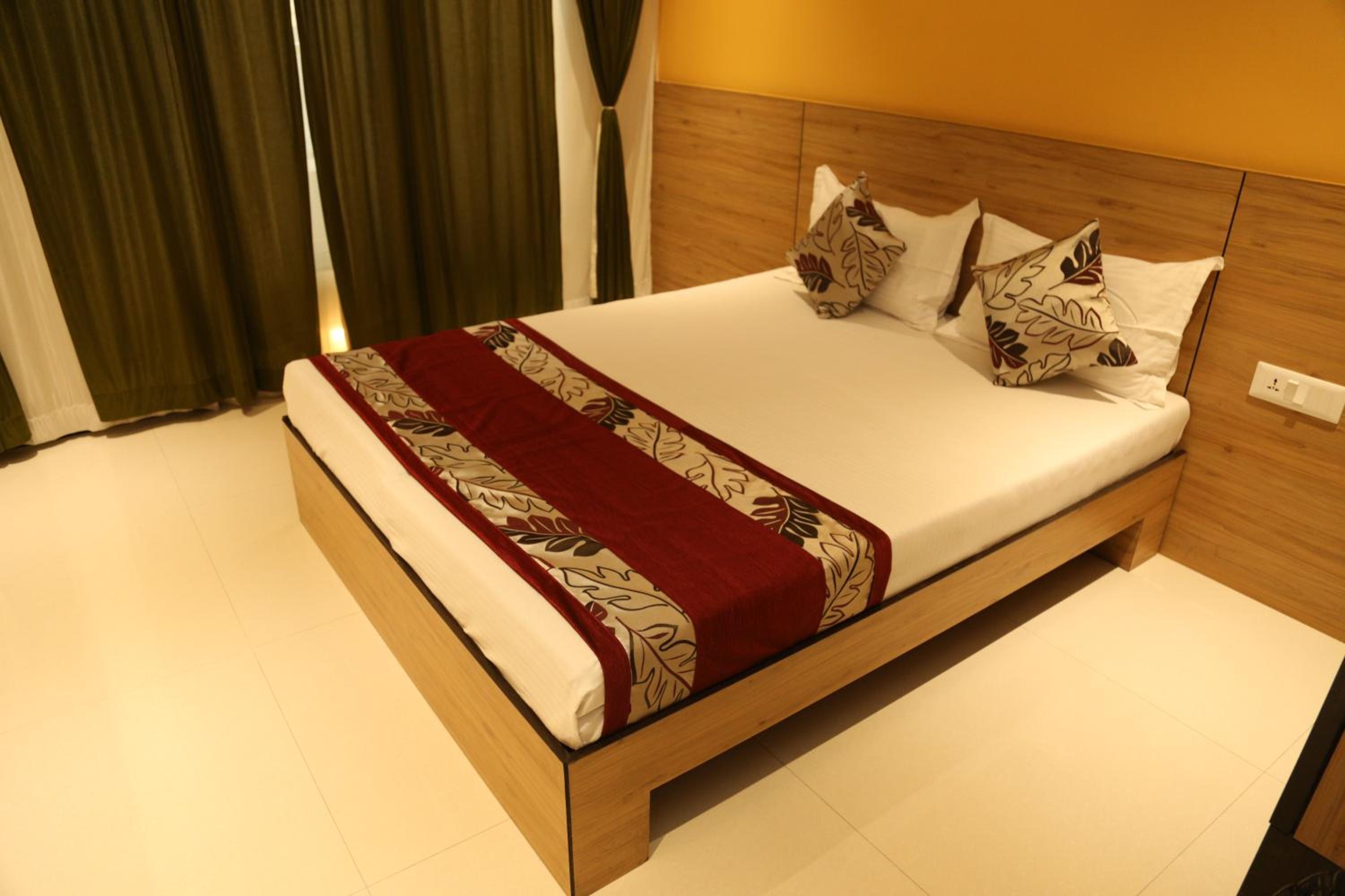 Deluxe Room - Photo 1