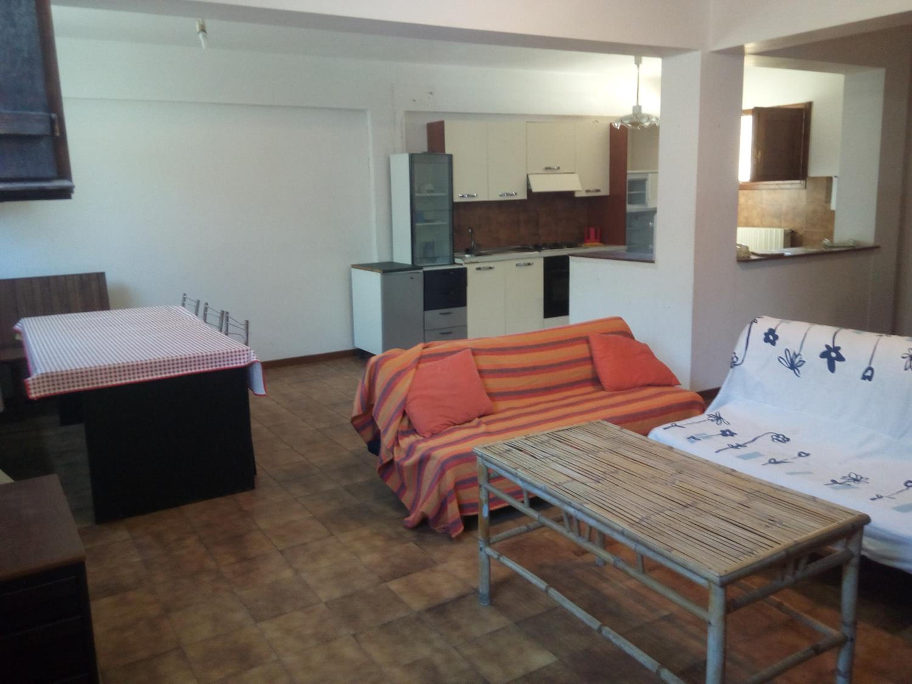 Three-Bedroom House photo 2