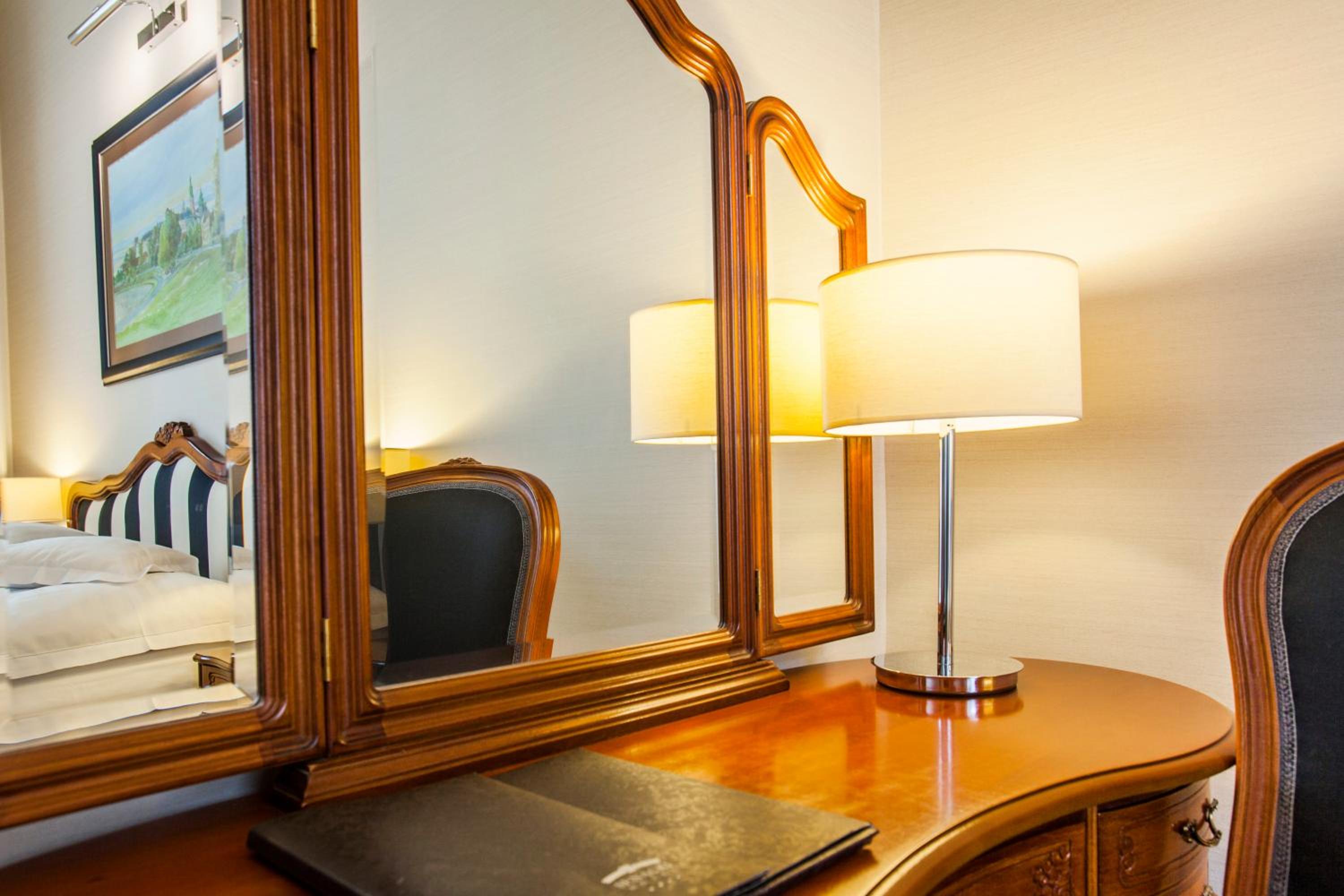 Suite - Photo 8