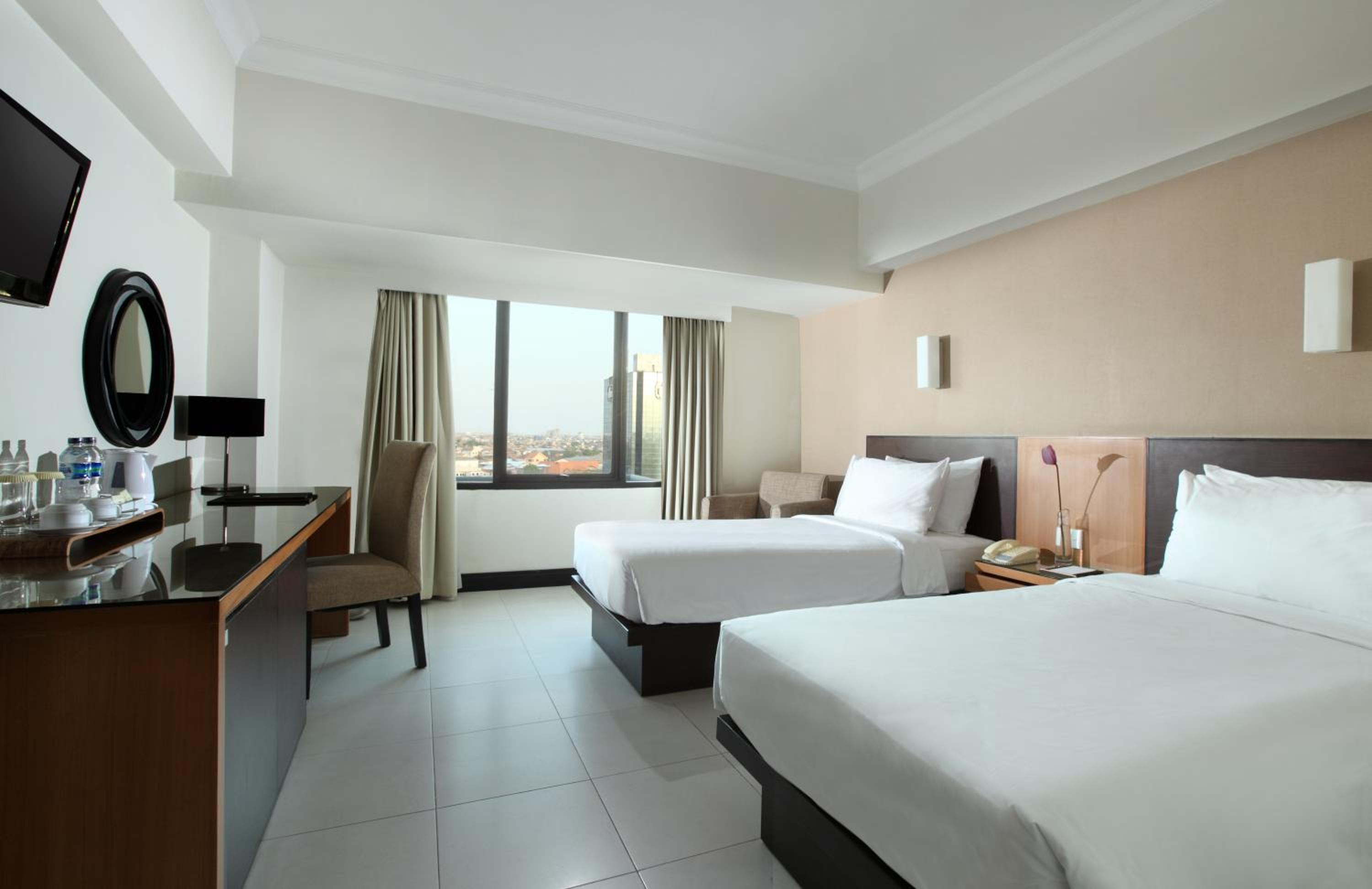 Deluxe Executive Twin Room photo 1