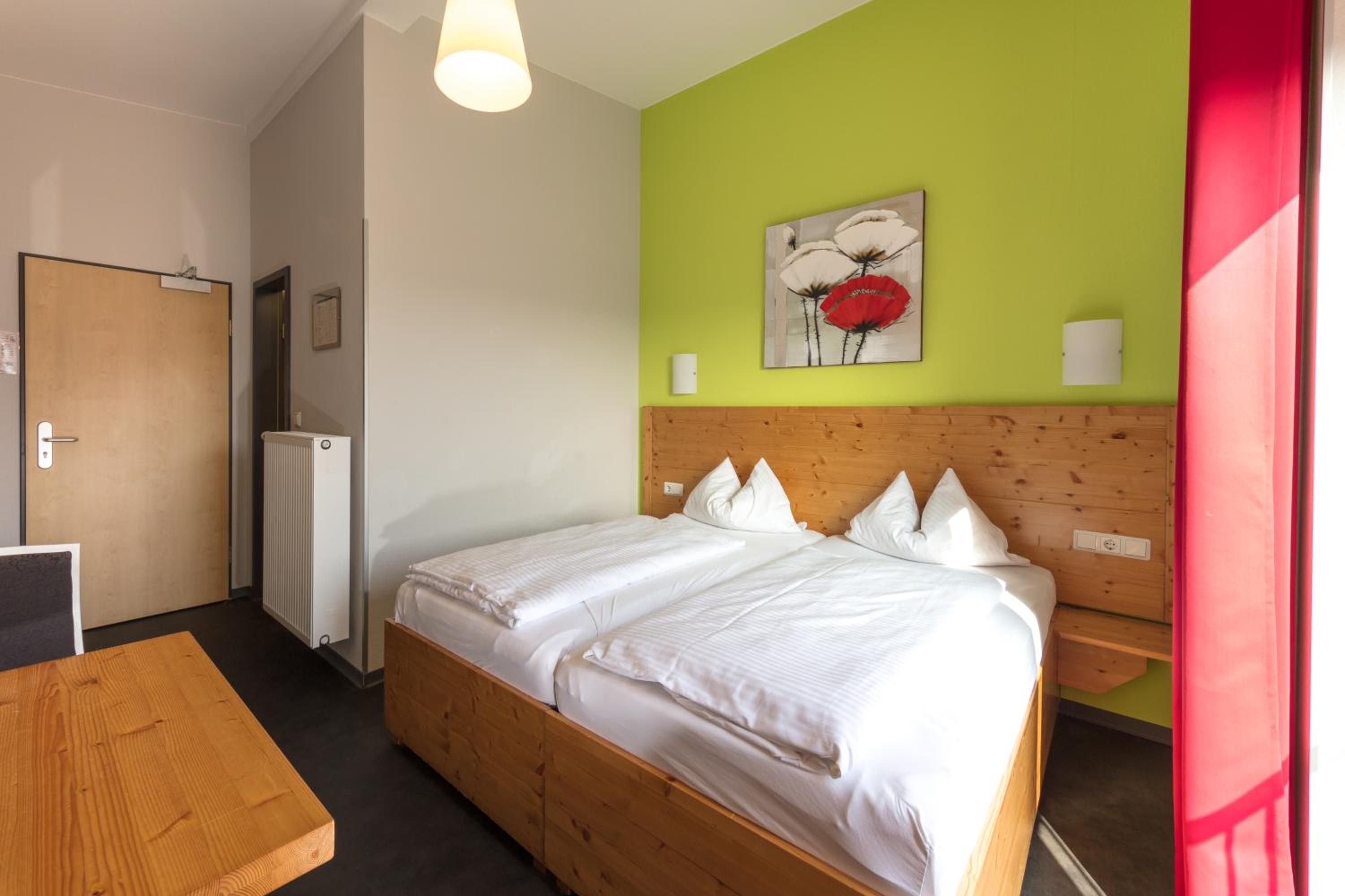 Basic Double Room photo 1