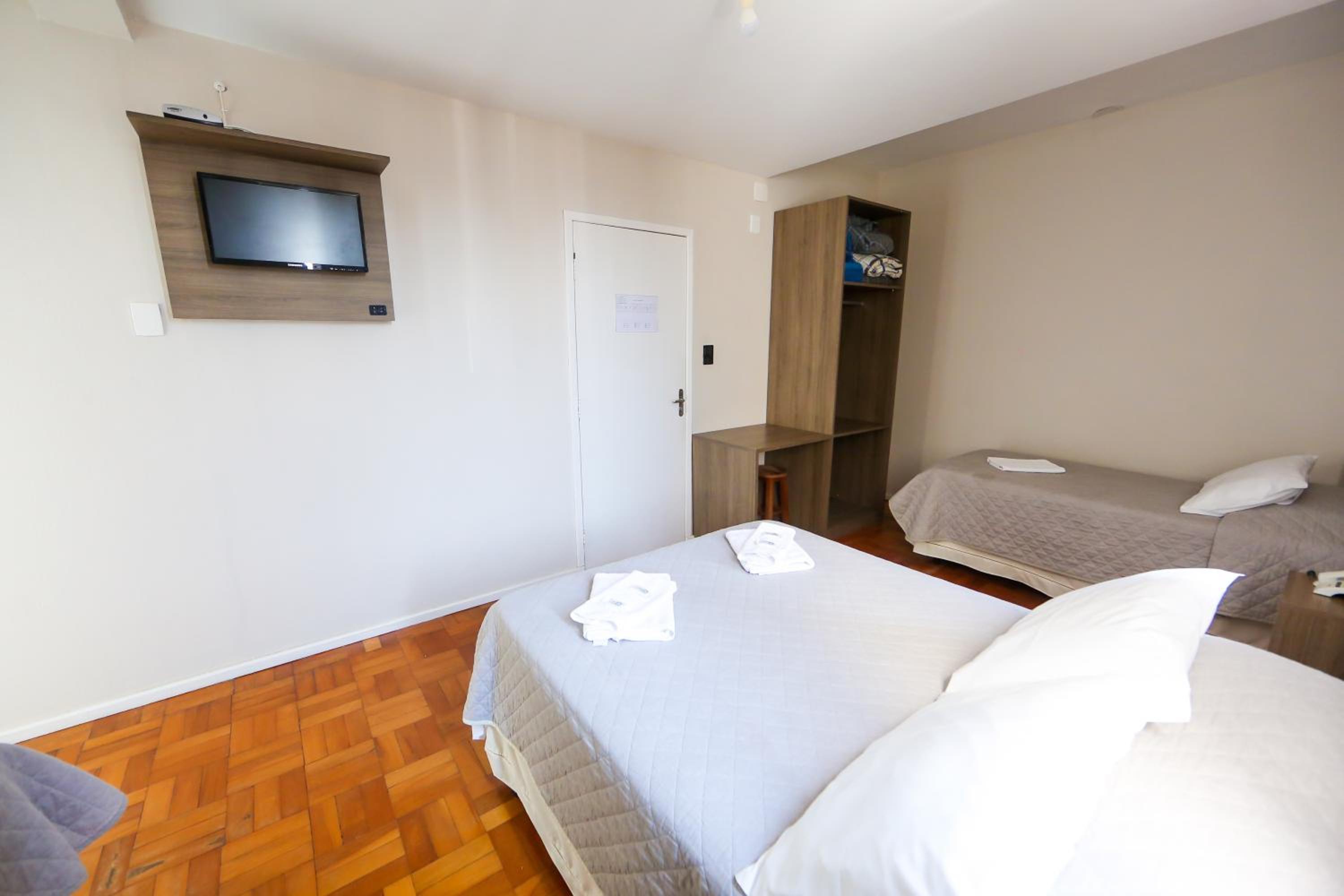 Standard Quadruple Room photo 1